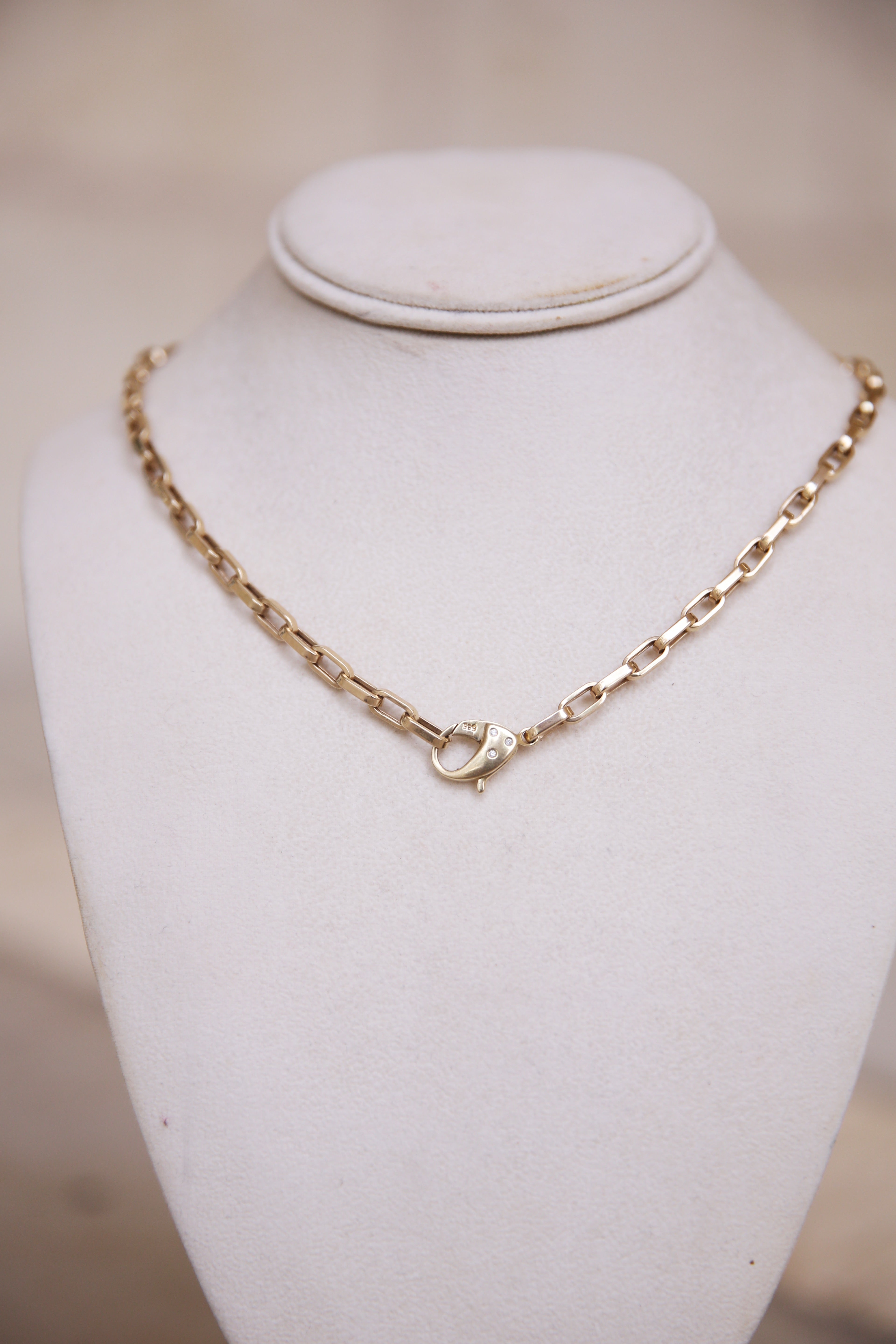 20" Antique Link w/ Diamond Clasp Chain