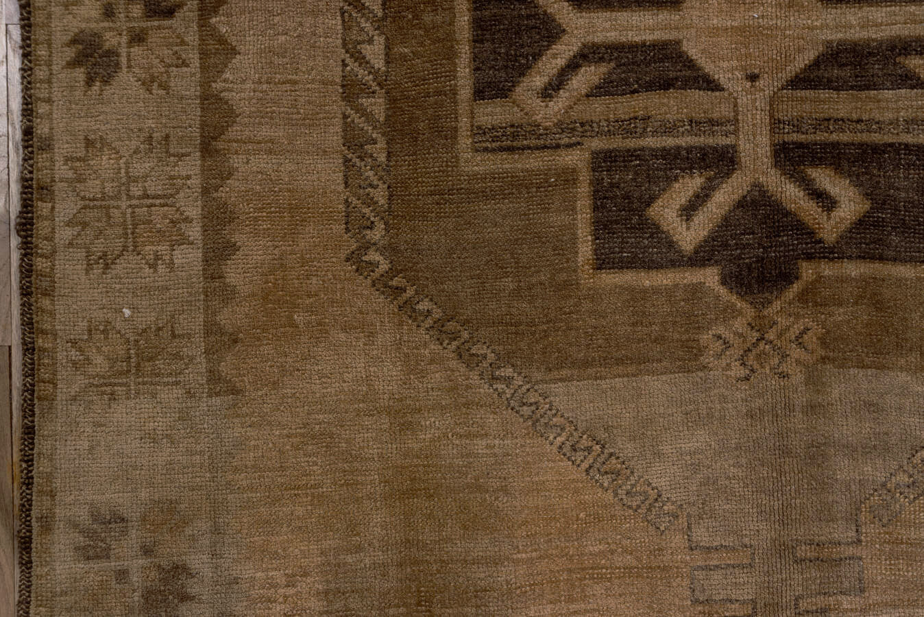 4'8" x 12'9" Brown Oushak Runner
