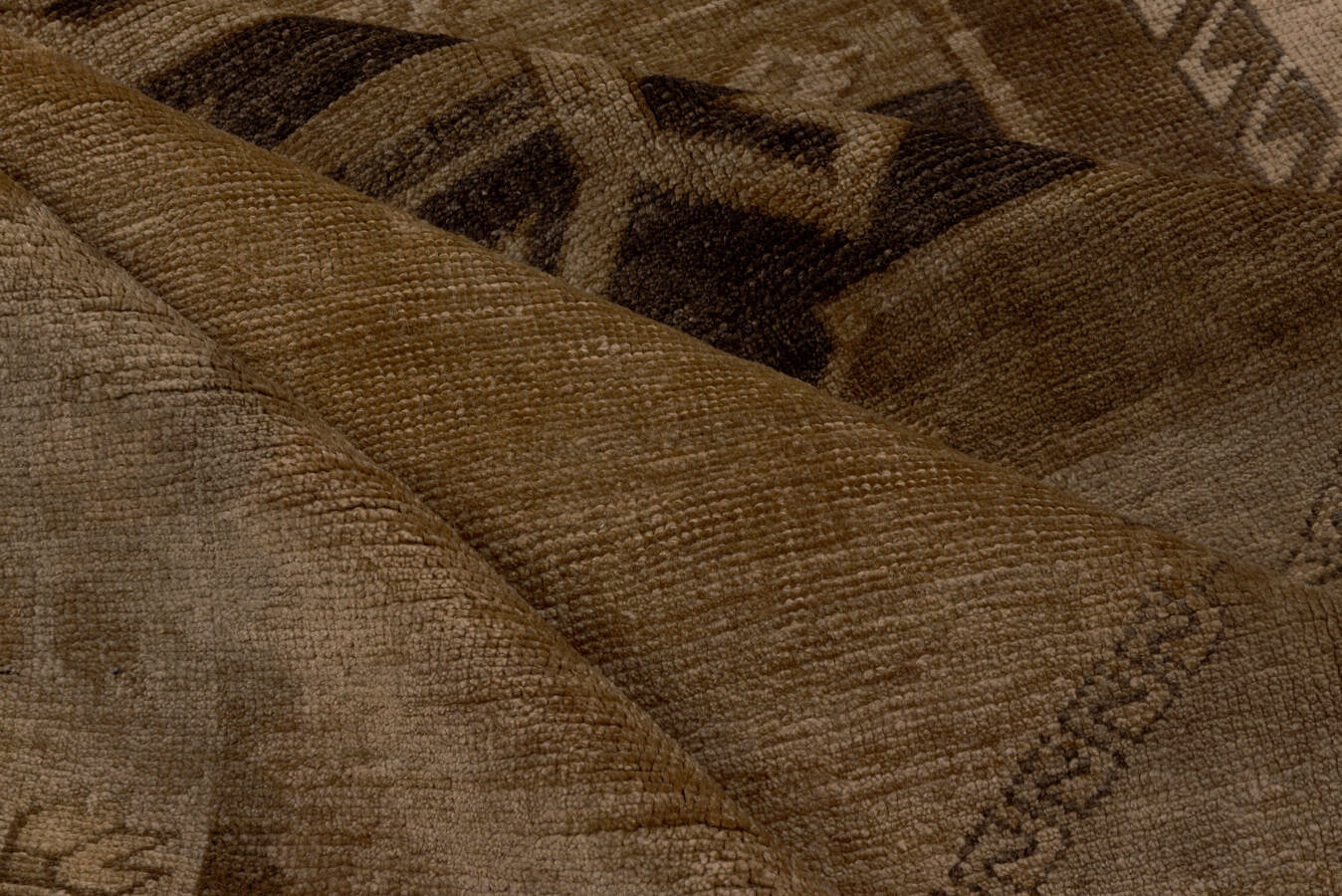 4'8" x 12'9" Brown Oushak Runner