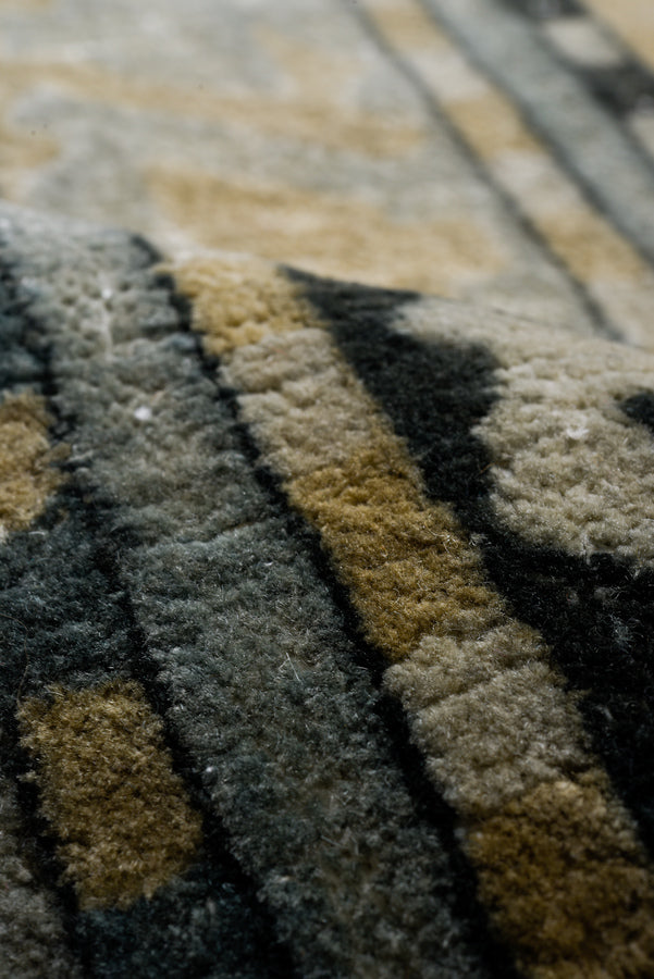 9'6" x 12'8" Hooked Multi-Denim Rug