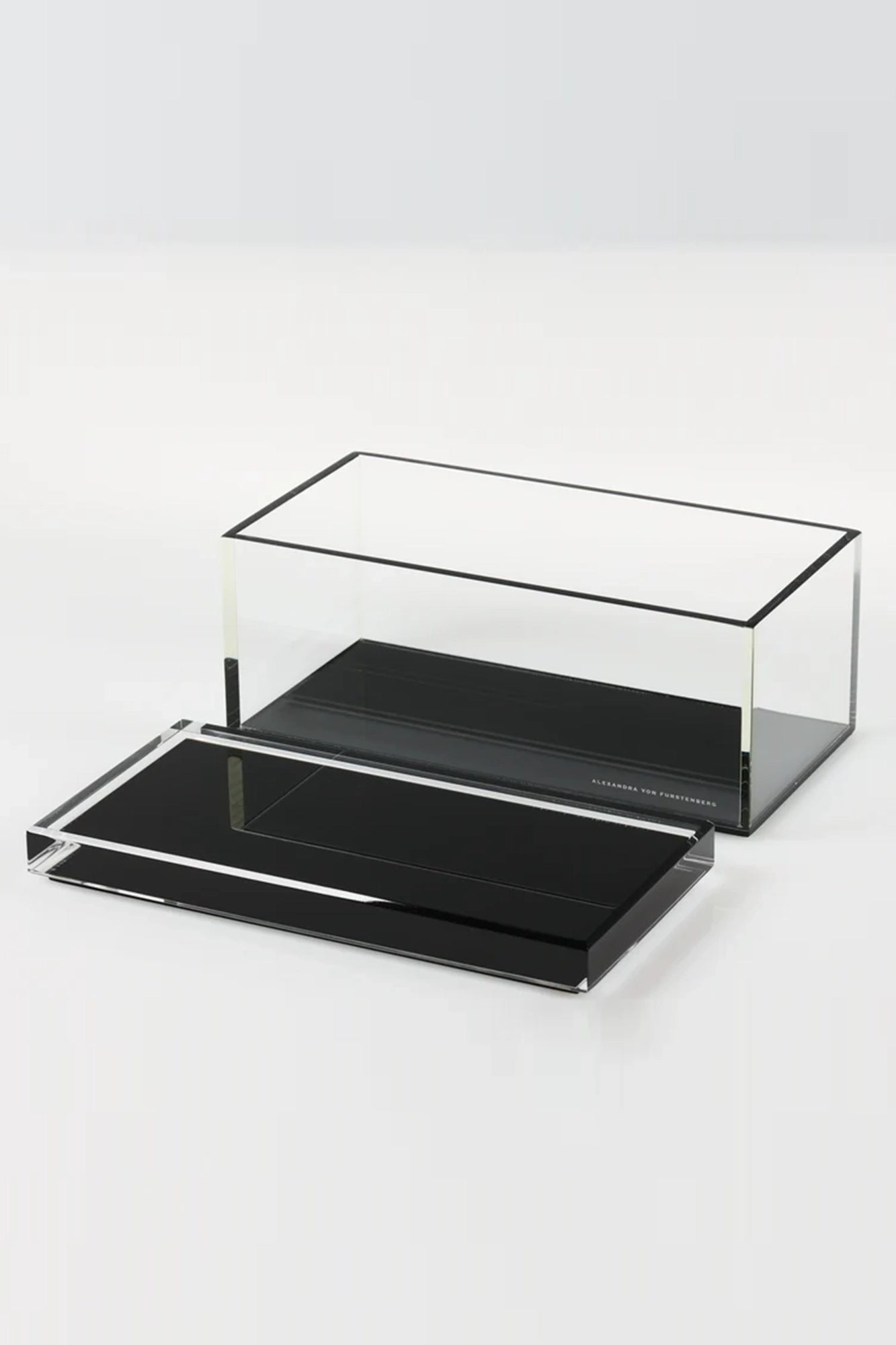 AVF Voltage Treasure Box Medium, Black