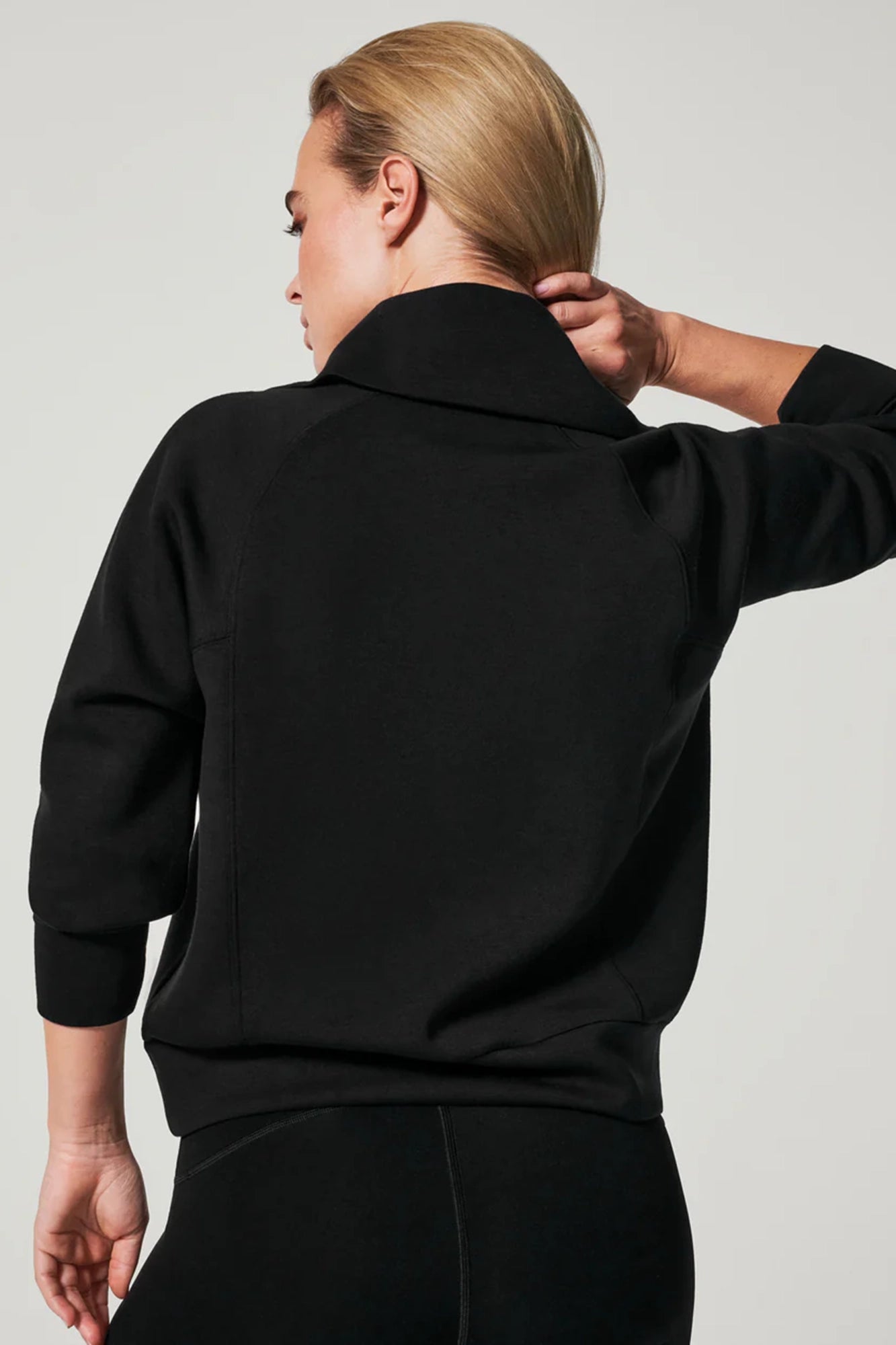 Airessentials Half Zip