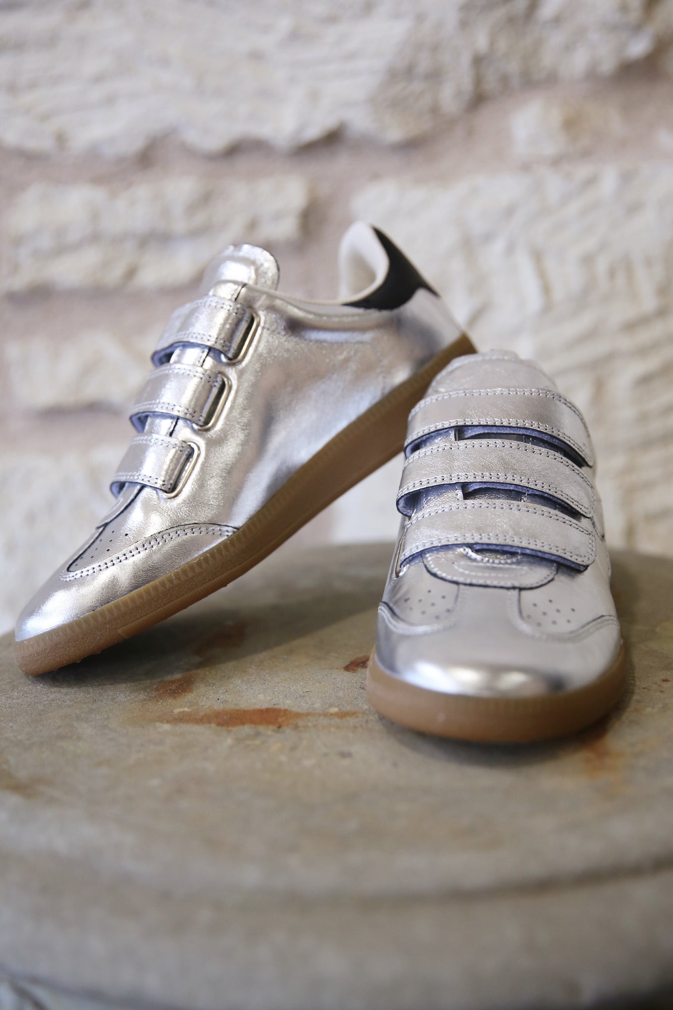 Beth Low-Top Festive Metallic Sneaker