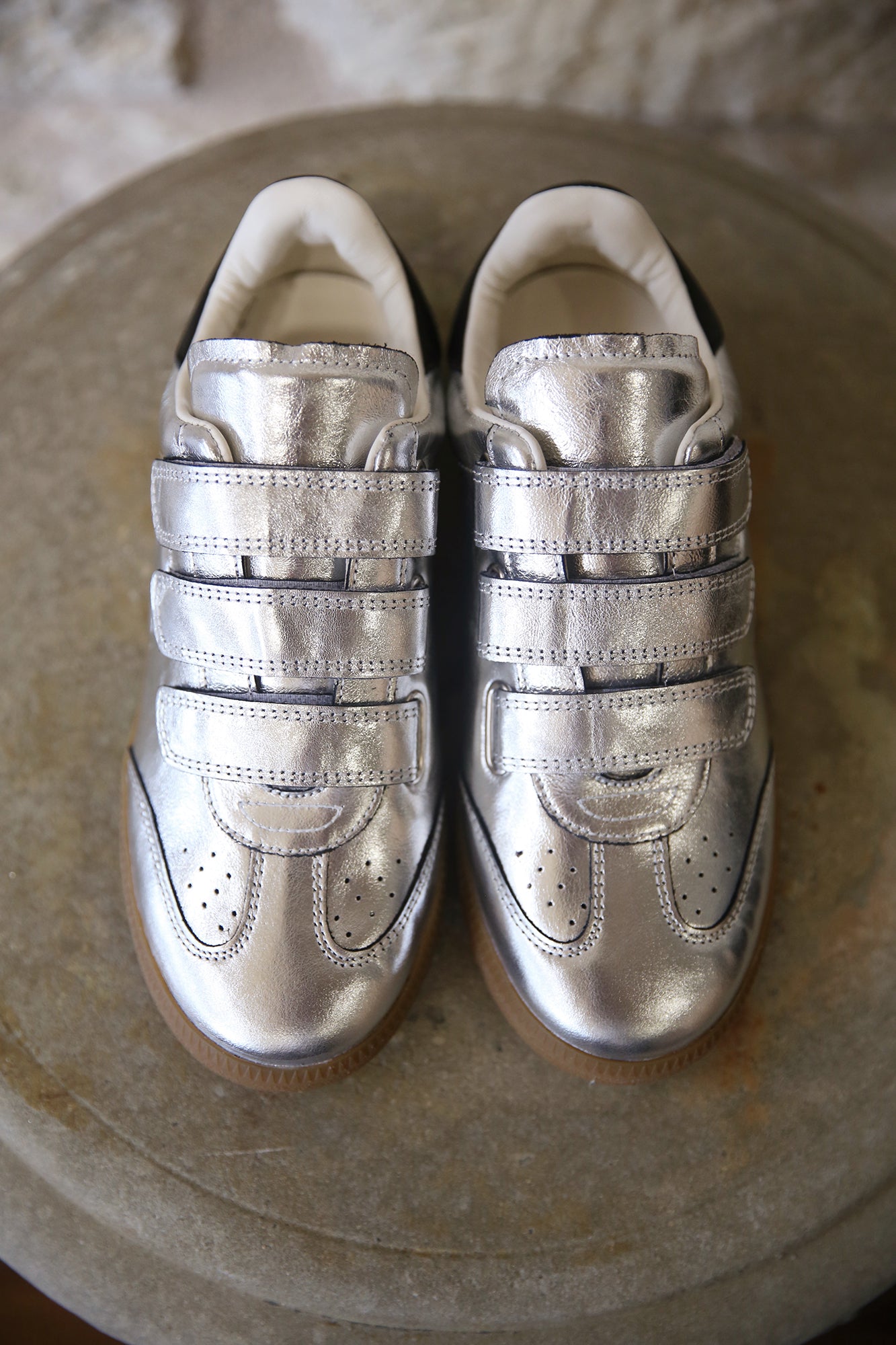 Beth Low-Top Festive Metallic Sneaker