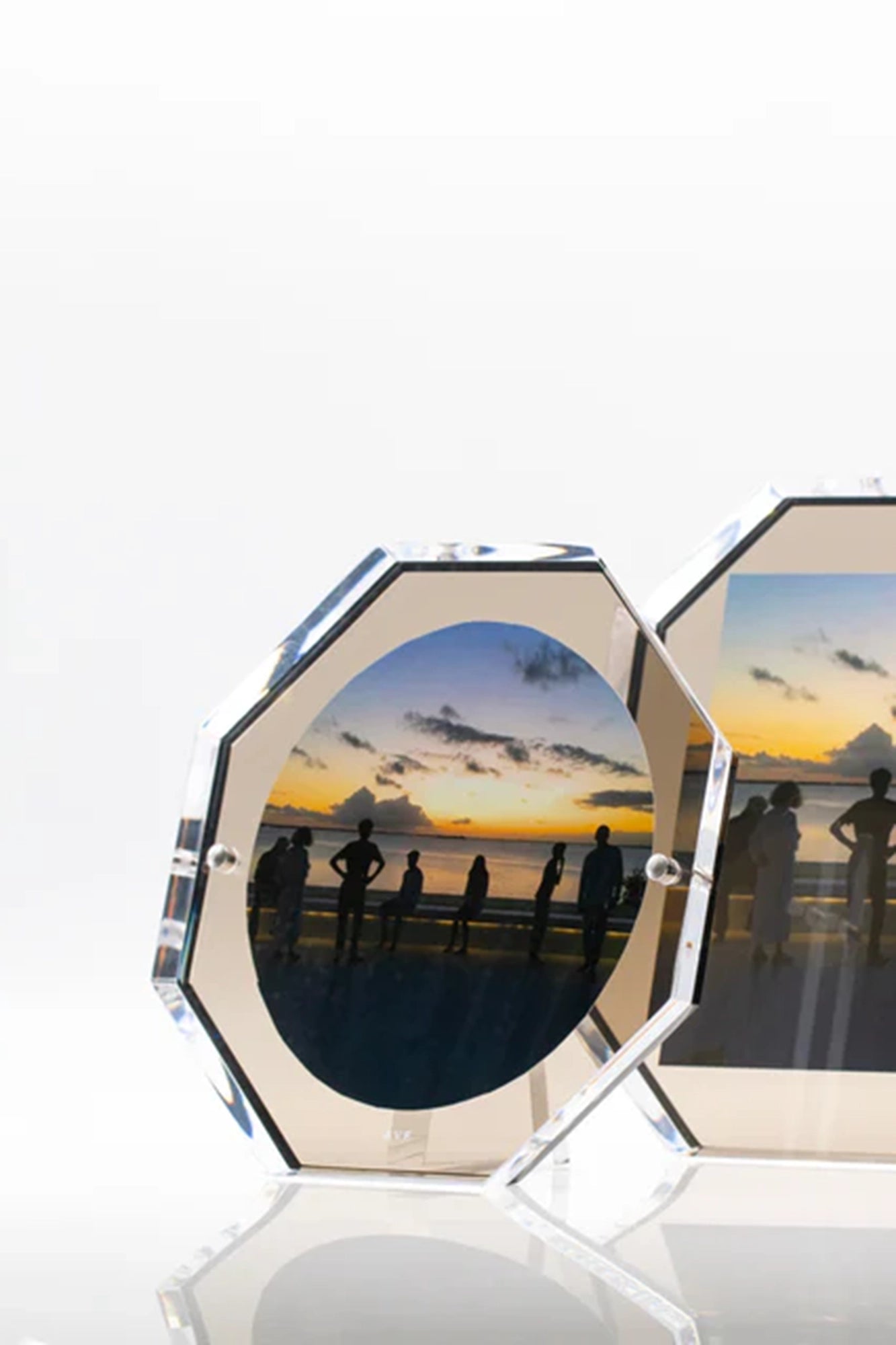 AVF Voltage Bolt Snap Frame 5x5, Bronze