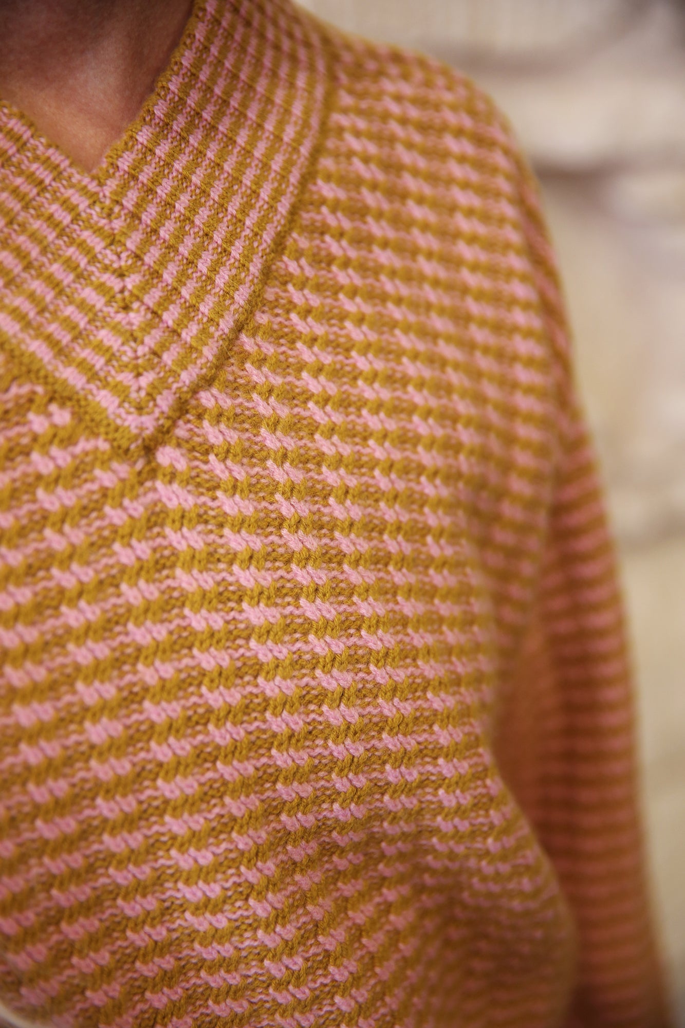 Cashmere Wool Crop Rick Rack Vee Sweater