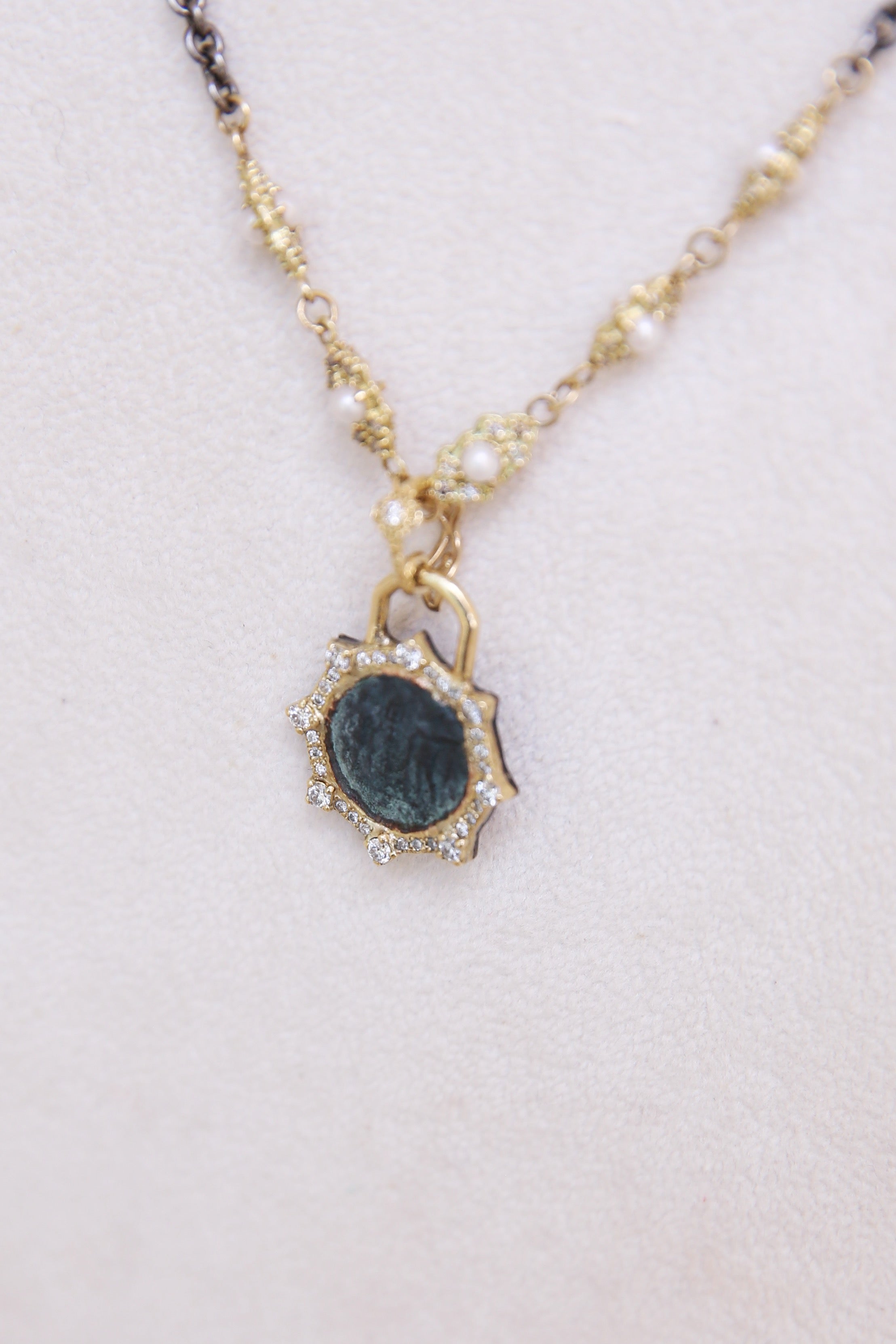 Coin Artifact Sunburst Enhancer