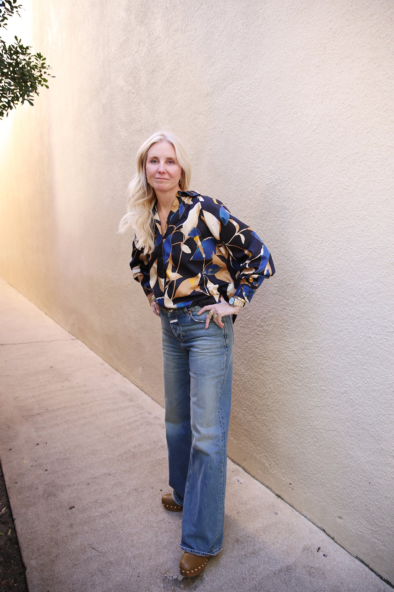Dylan Shirt Bronzed and Blue Floral Black/Navy/Gold