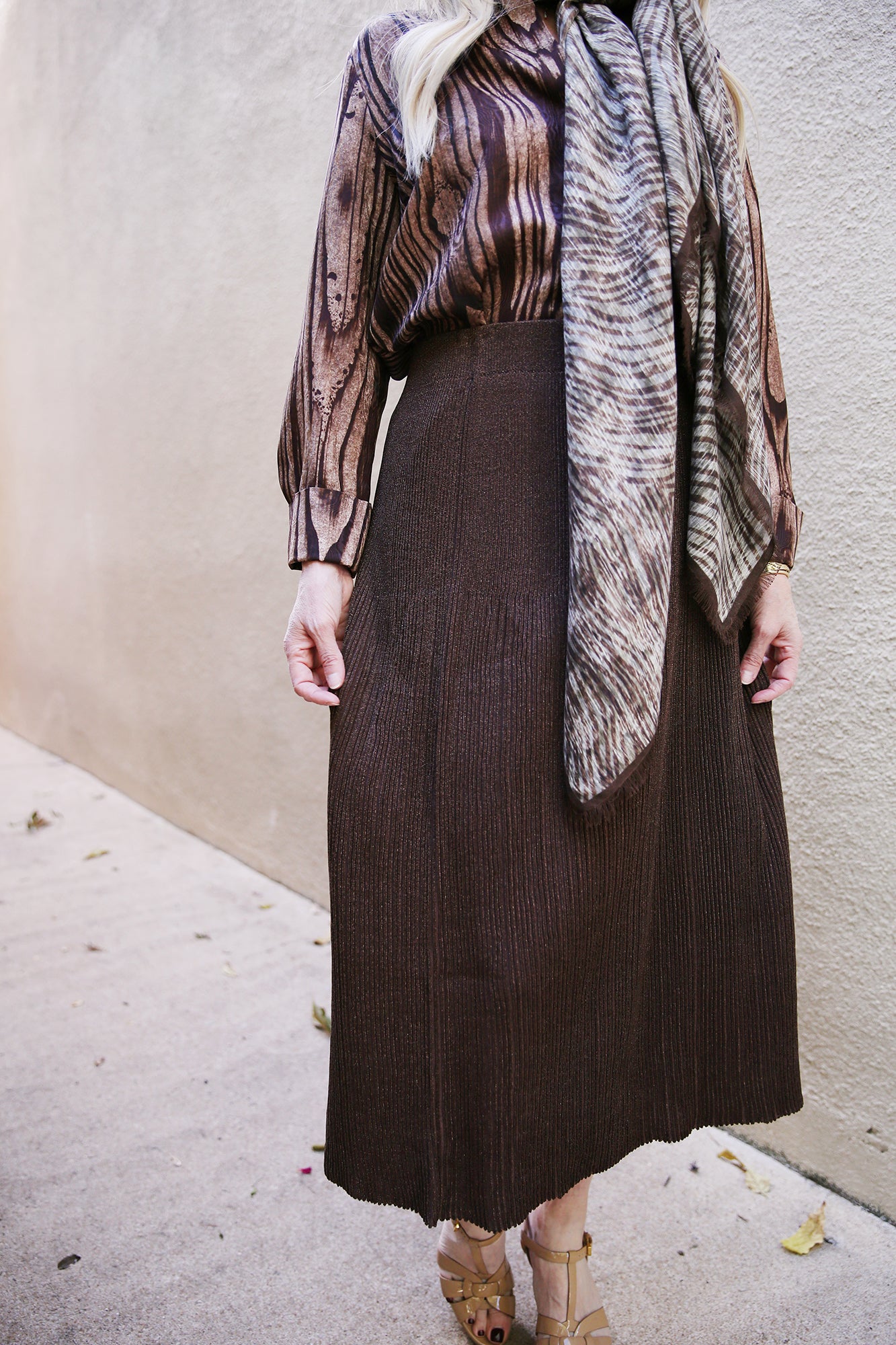 Finespun Voile Sunburst Ribbed Skirt Wood Metallic