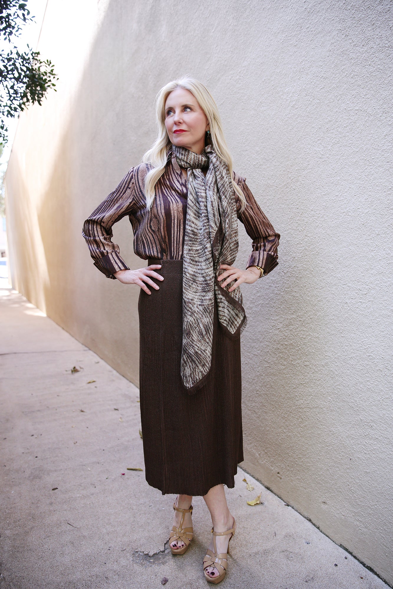 Finespun Voile Sunburst Ribbed Skirt Wood Metallic