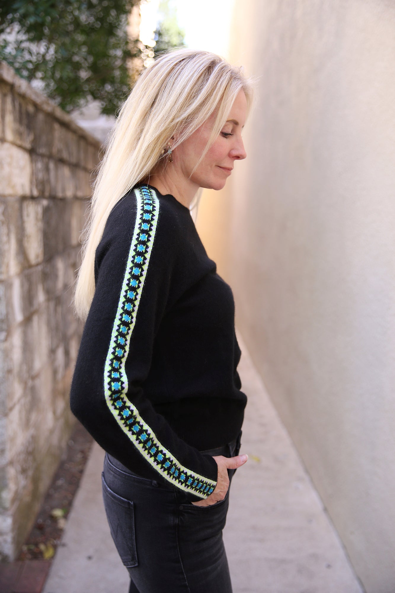 Gemma Geo Crew Sweater Black Haze Neon Yellow Lagoon