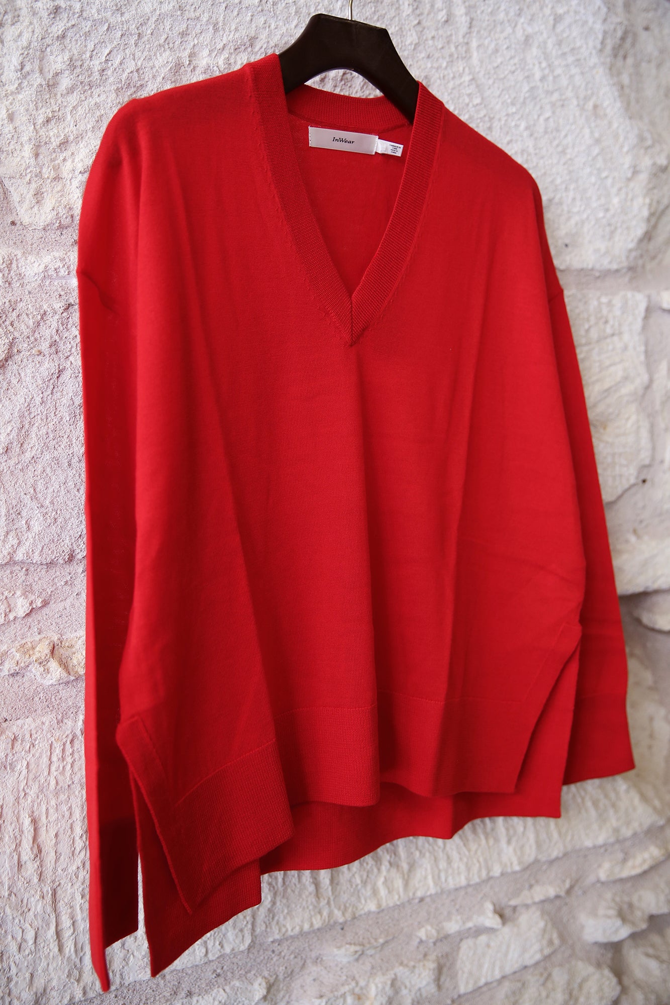 GitoIW V-Neck Wool Sweater