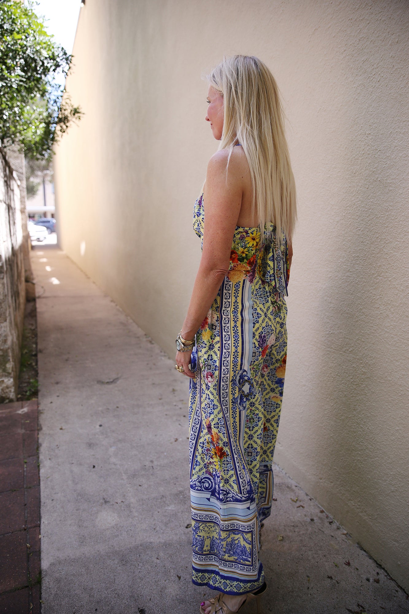Halterneck Jumpsuit With Tie Neck S