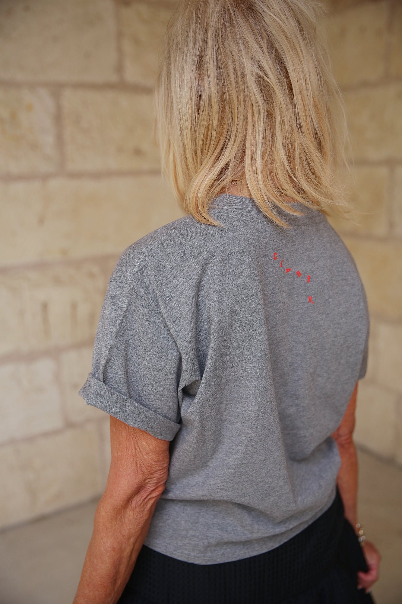Le Carré Tee Grey Melange w/Bright Poppy Oui