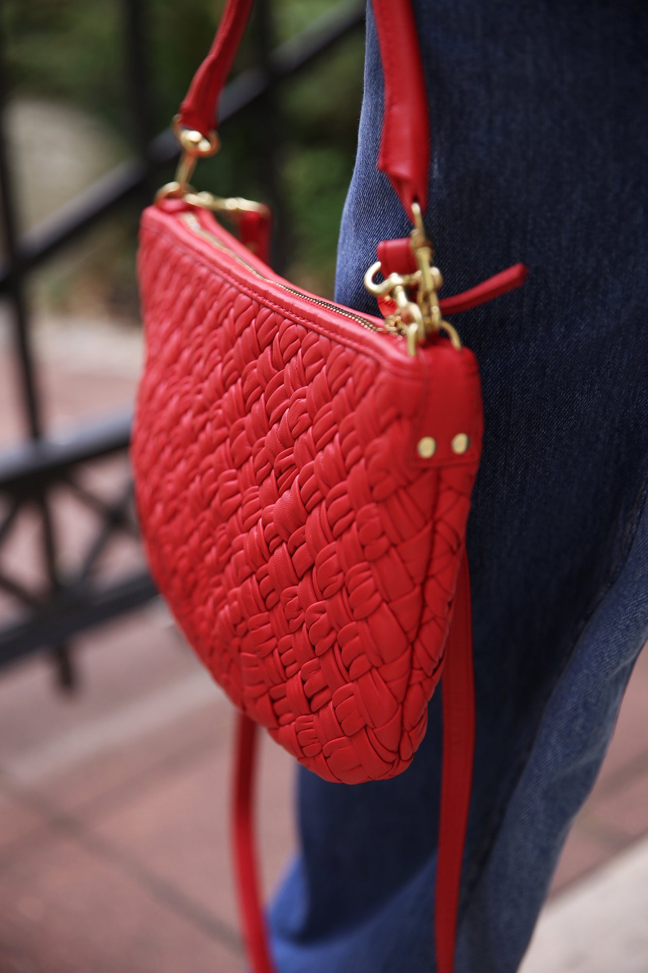 Petit Moyen Rossa Puffy Woven Nappa