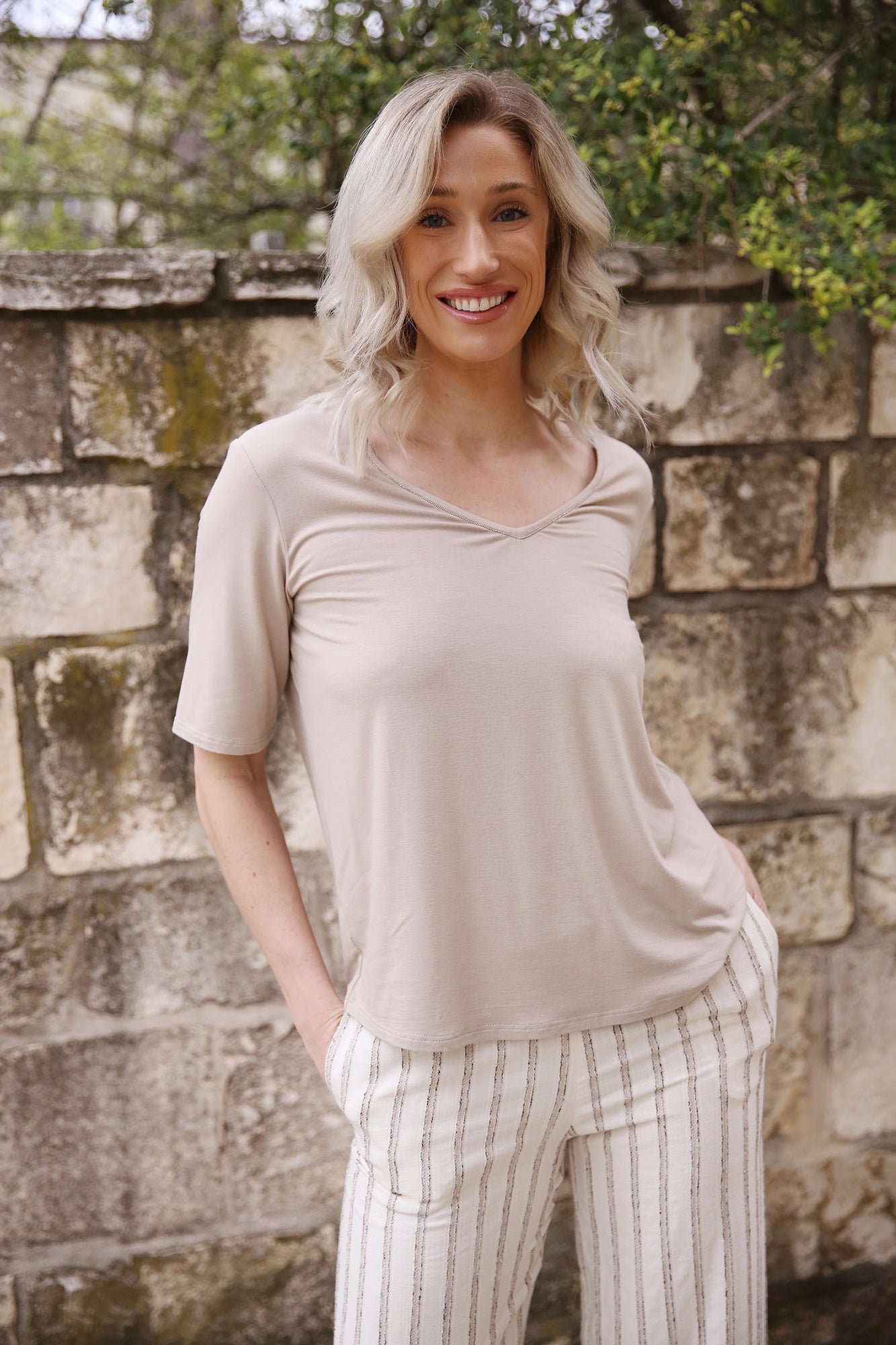Chain Detail V-Neck T-Shirt