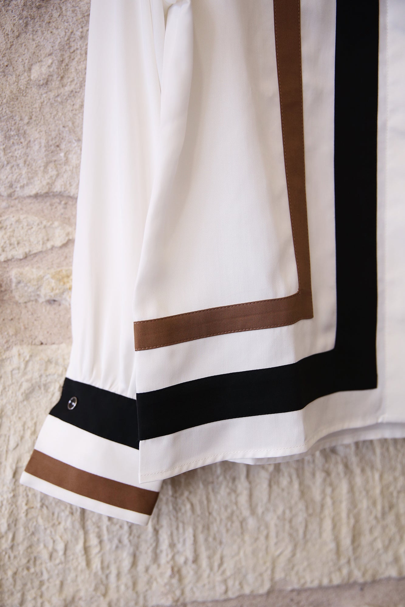 Shirt in Lyocell With Black and Camel Detail