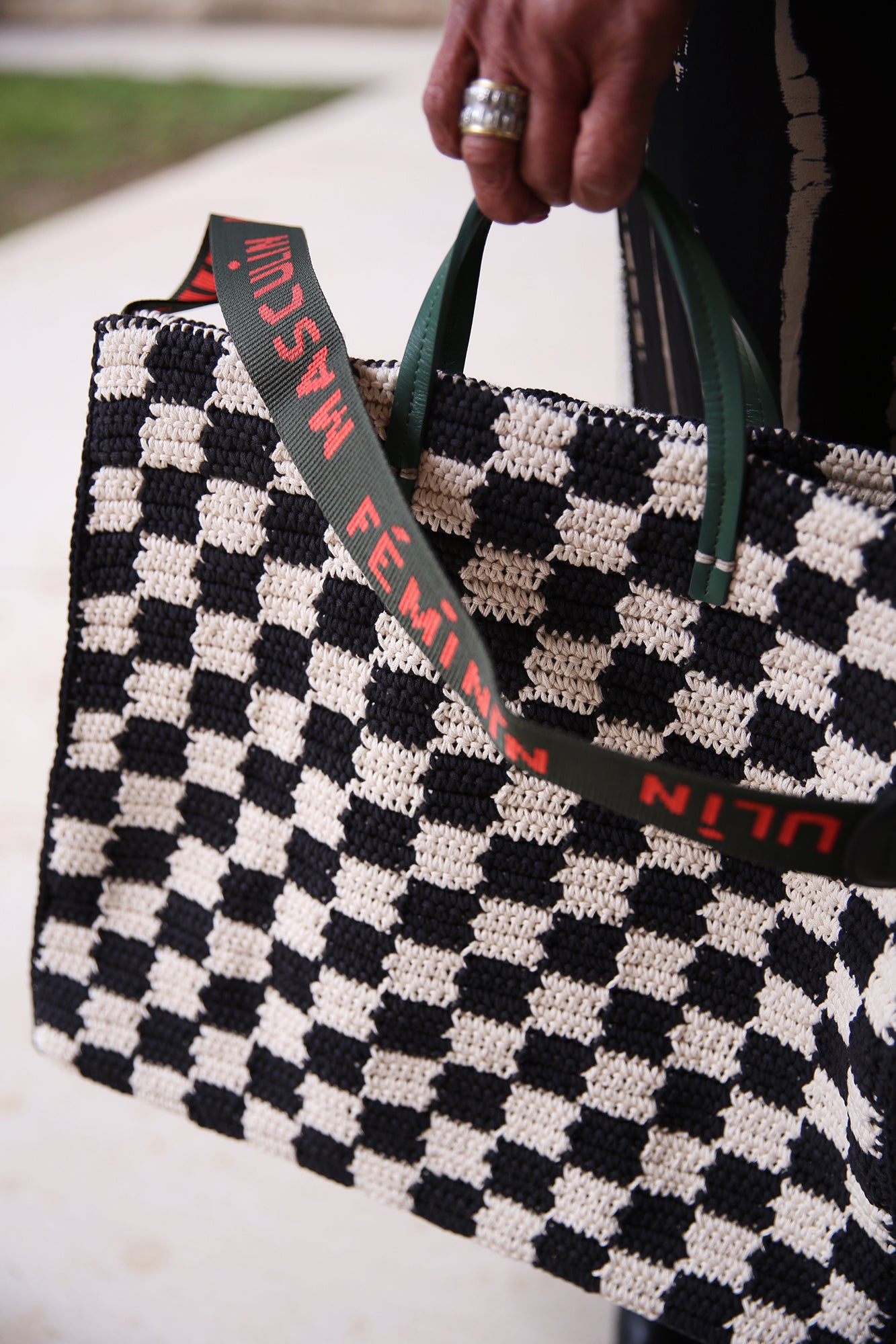 Summer Simple Tote Black & Cream Crochet Checker