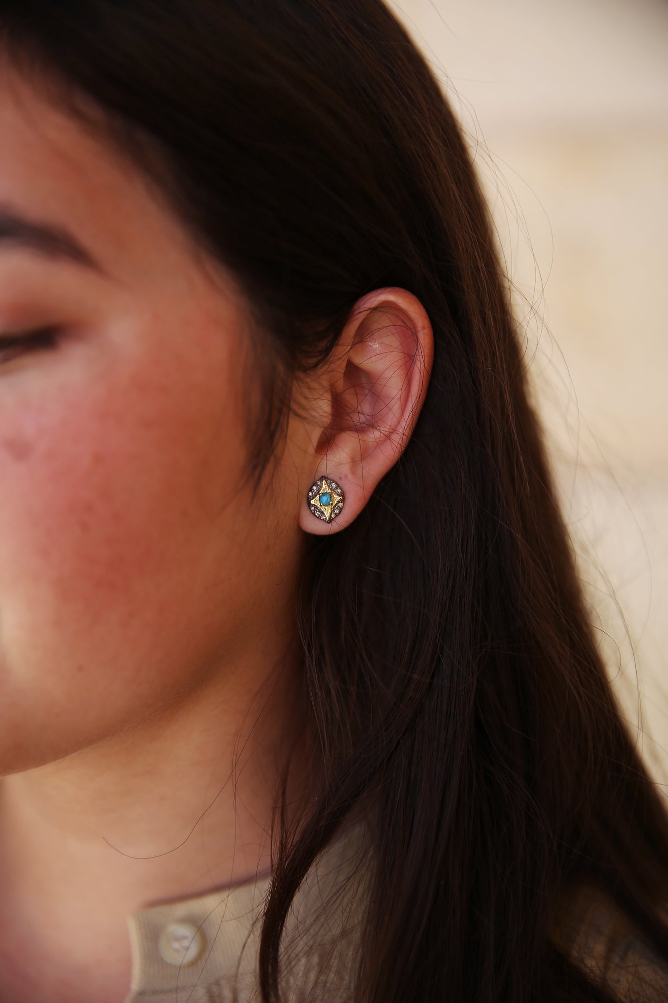 Turquoise Crivelli With Base Silver Stud Earring