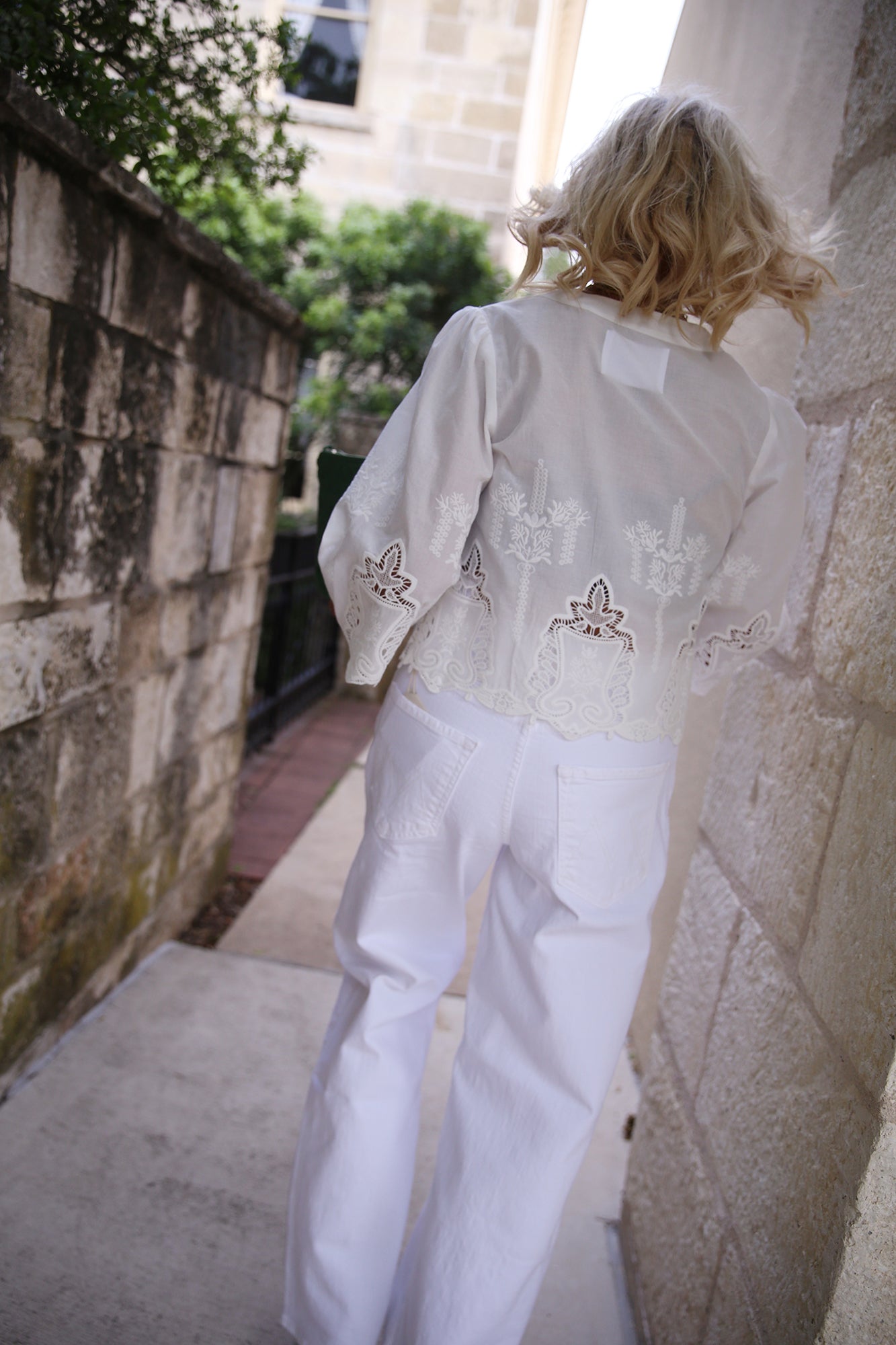 The LADY Vintage Lace White