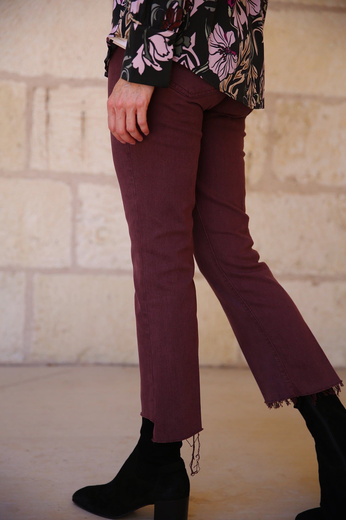 The Insider Crop Step Fray Mauve Wine