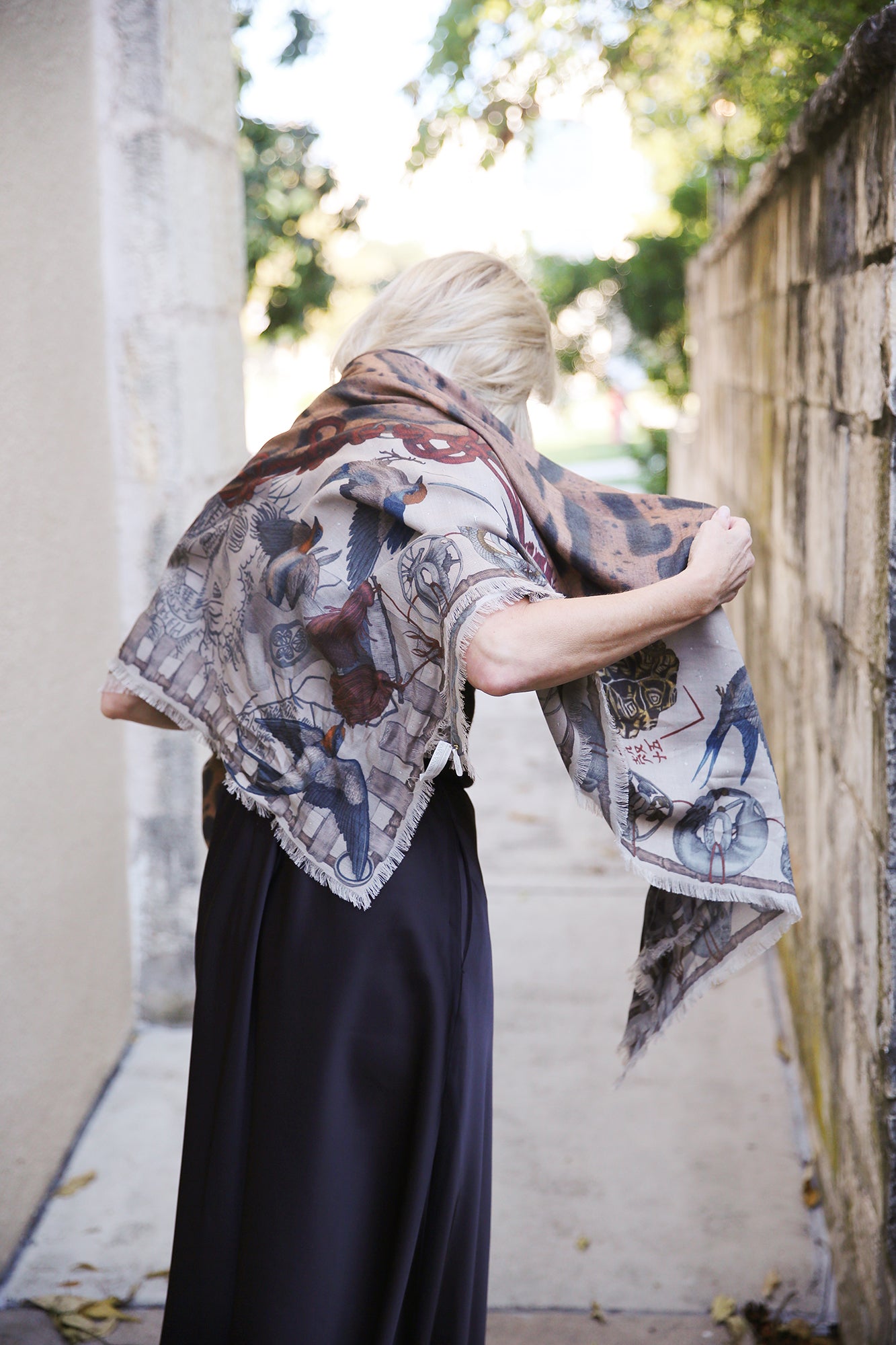 The Lunar Leopard Wool Silk Scarf Champagne/Soot 135cm x 135cm
