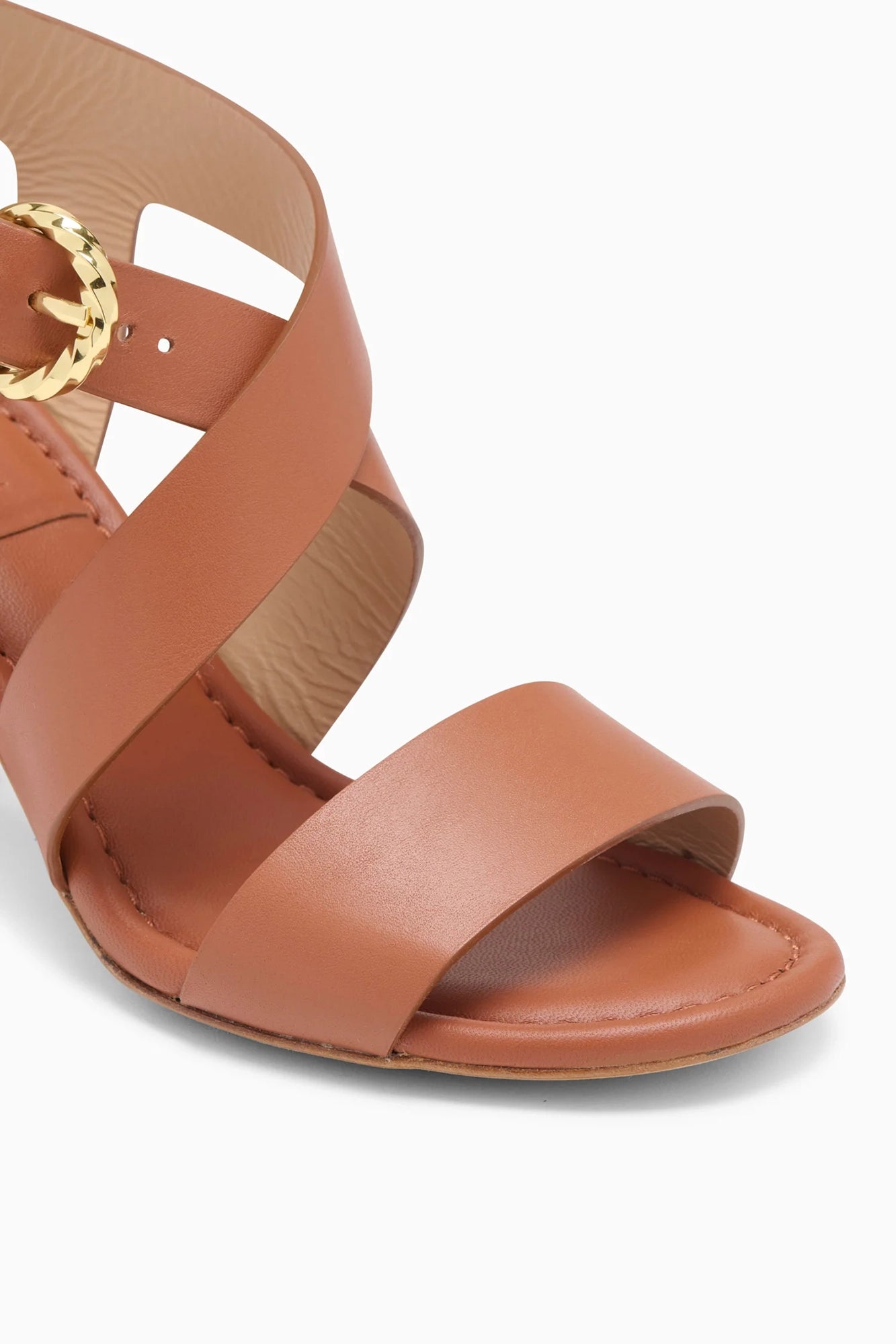 Elora Heel