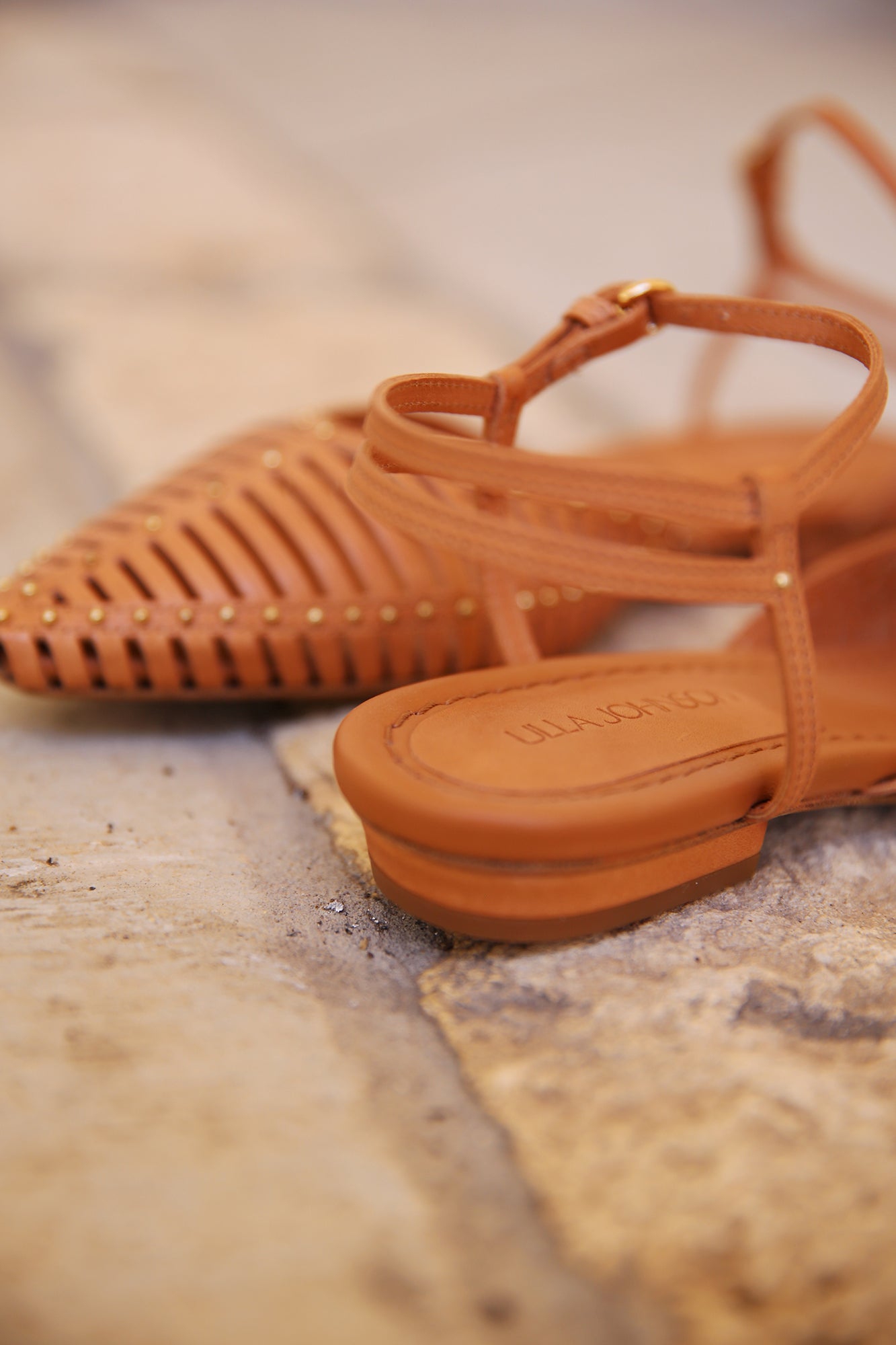 Violetta Cage Flat Pecan Brown
