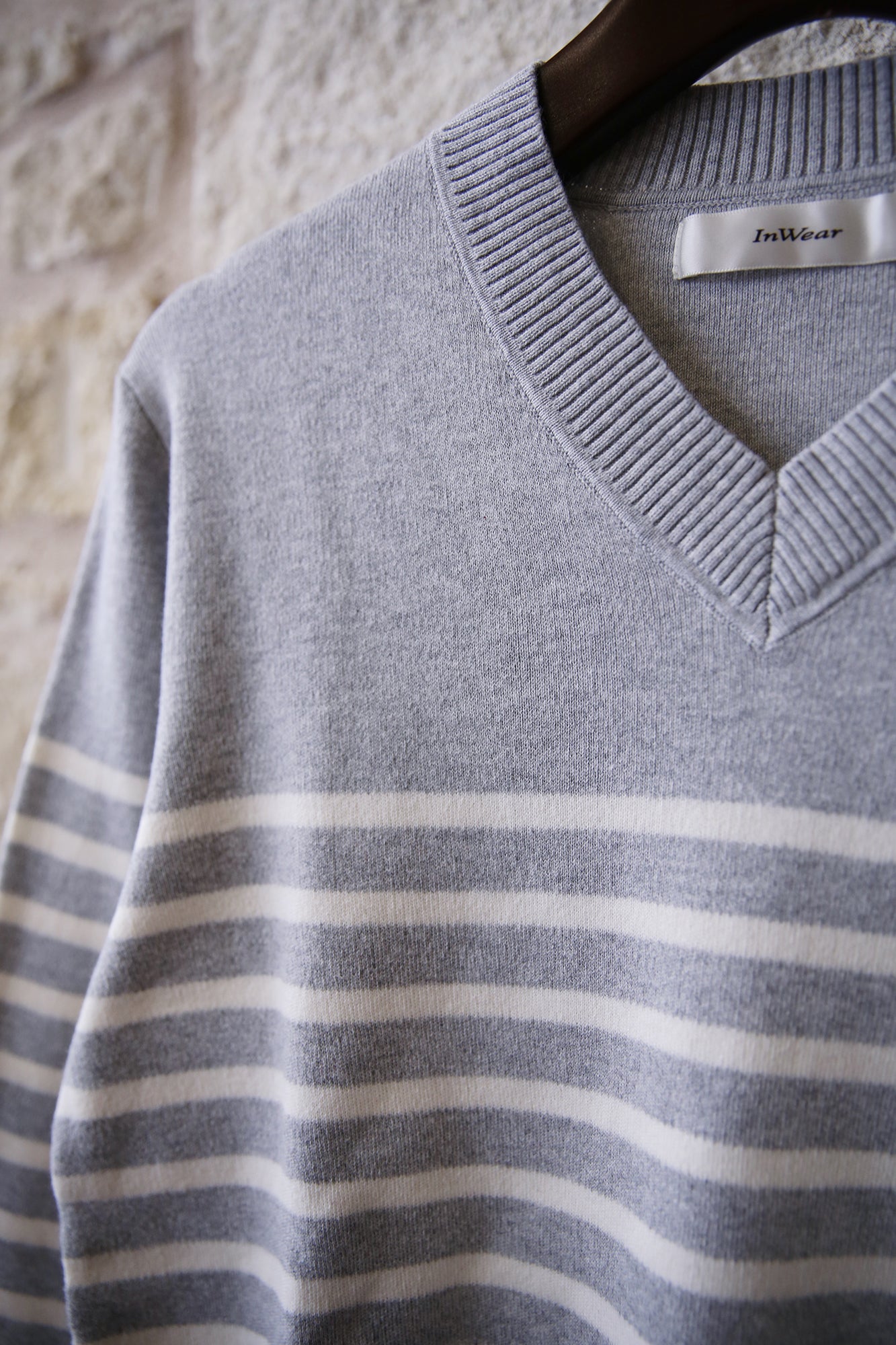WallisIW V-Neck Pullover