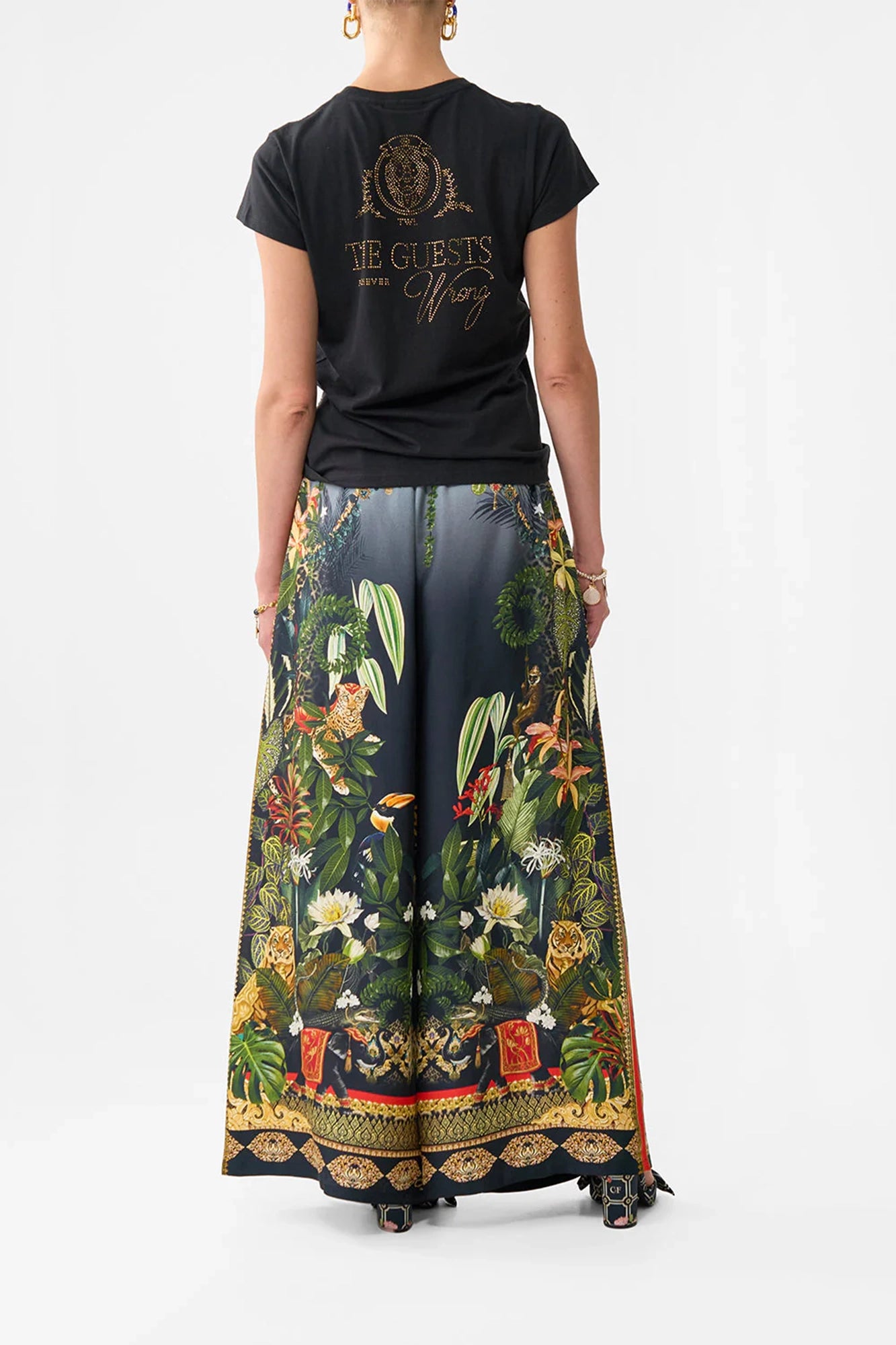 Wide Leg Trouser With Front Pockets Ready For My Welcome Drink