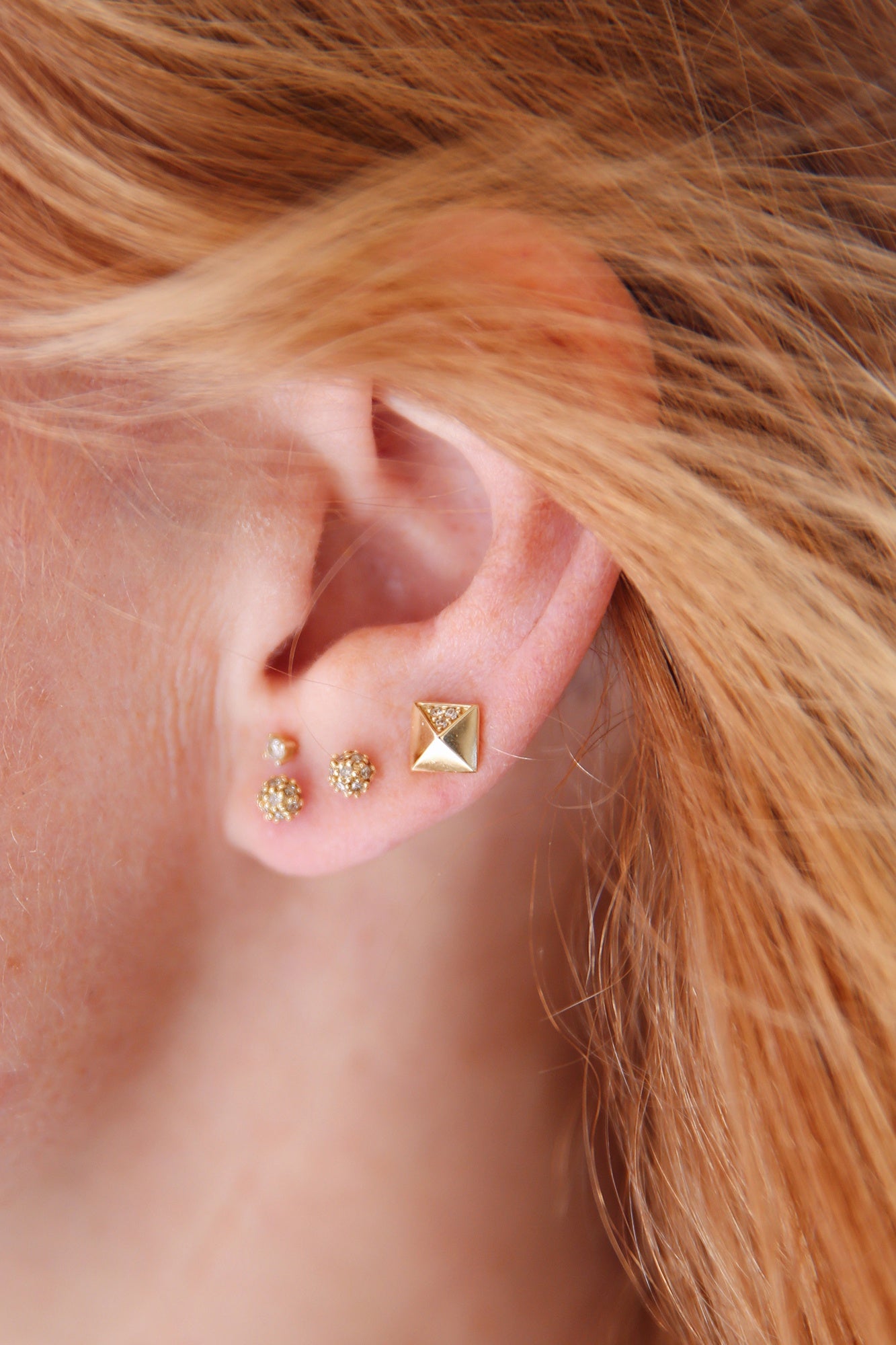 SE Yellow Gold & Diamond Pyramid Stud