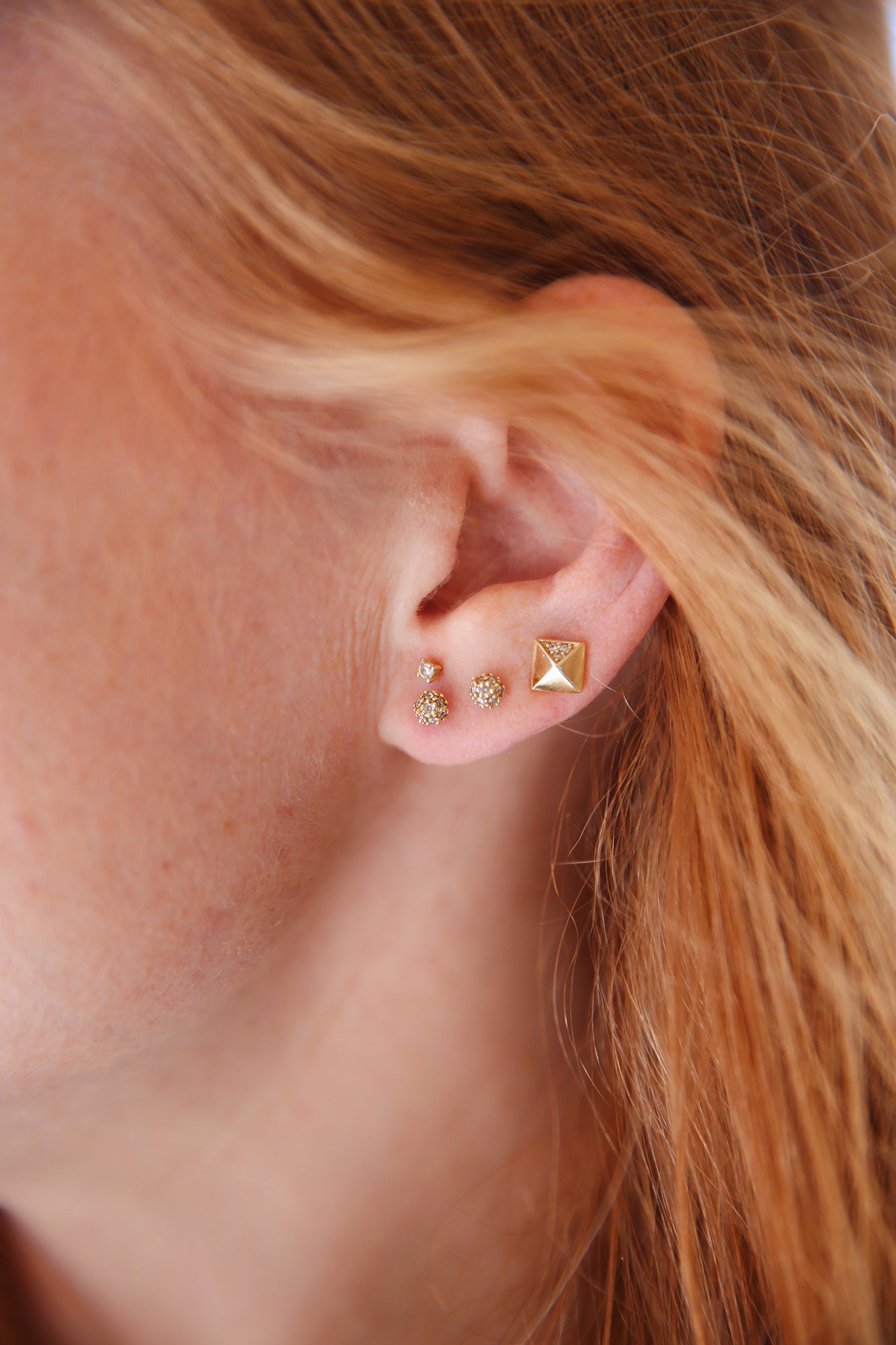 SE Yellow Gold & Diamond Pyramid Stud