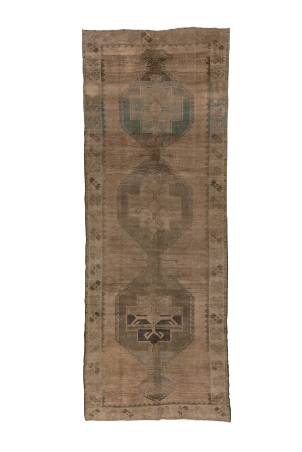 4'8" x 12'9" Brown Oushak Runner