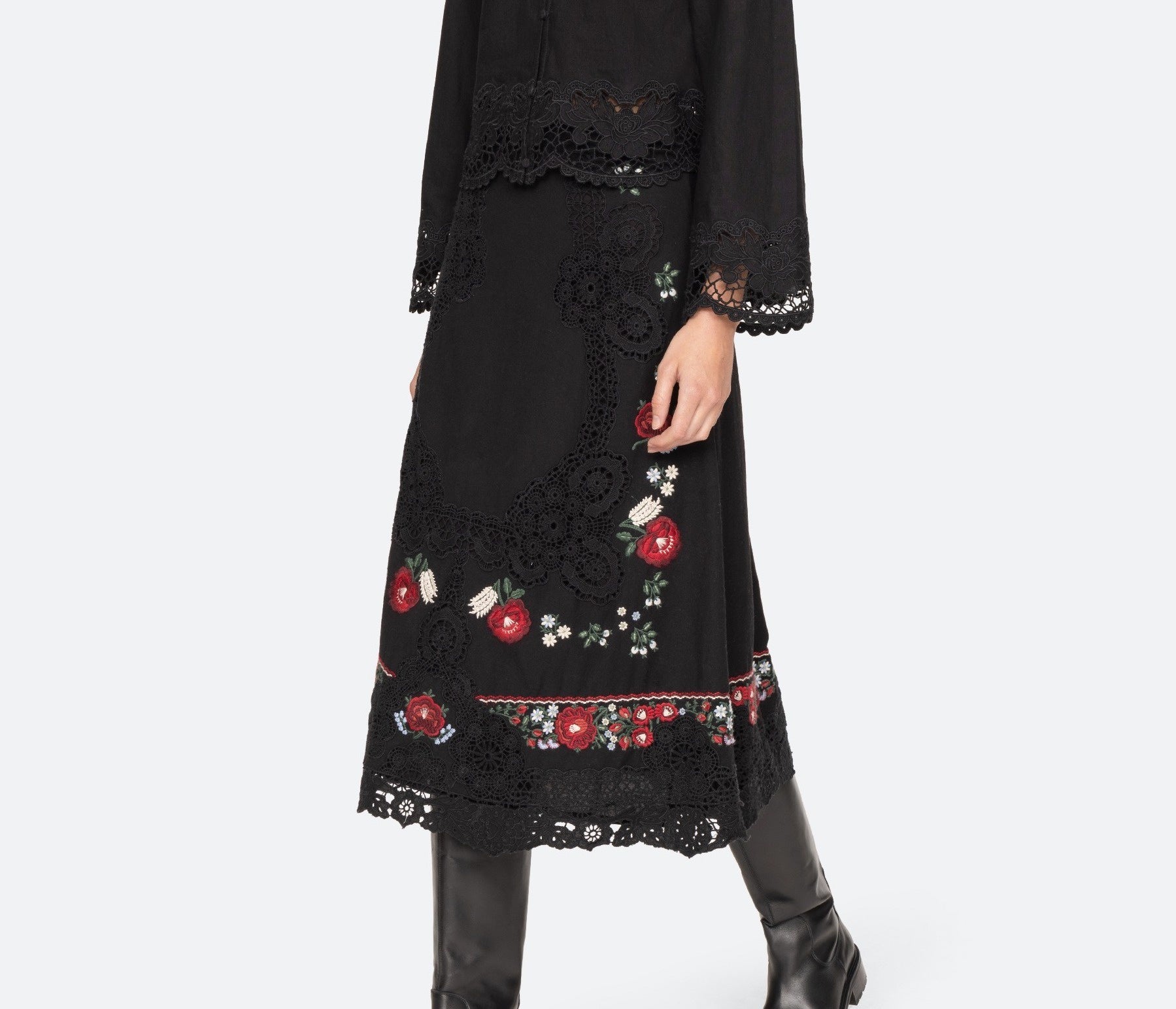 Rosaline Embroidery Skirt