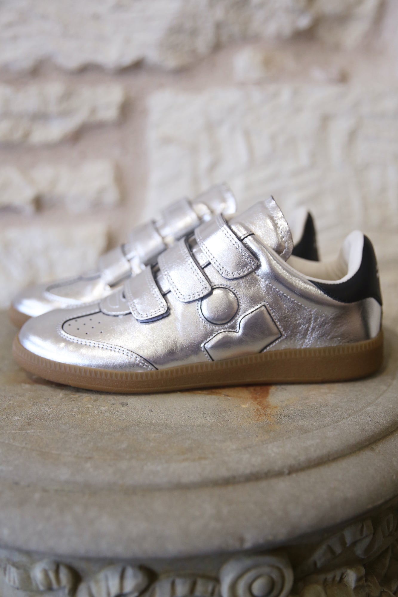Beth Low-Top Festive Metallic Sneaker