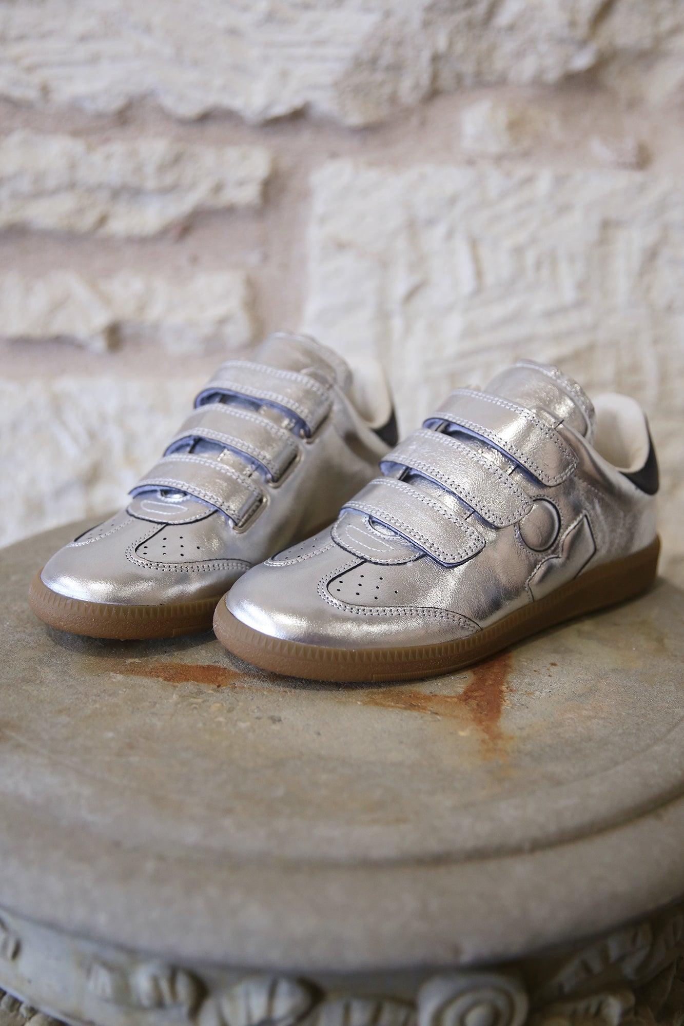 Beth Low-Top Festive Metallic Sneaker
