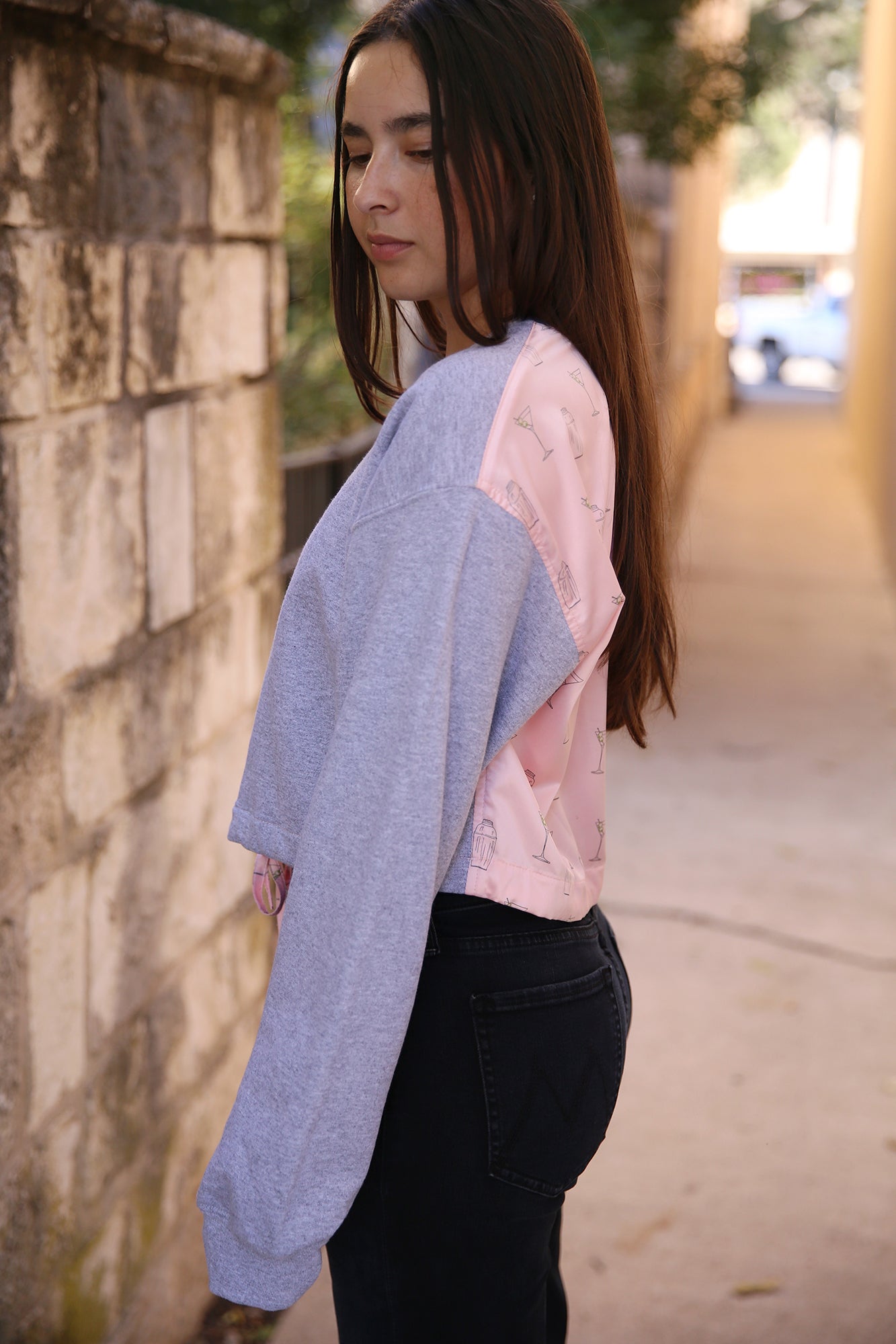 Chase Crop Grey W/Pink Pearl Martini