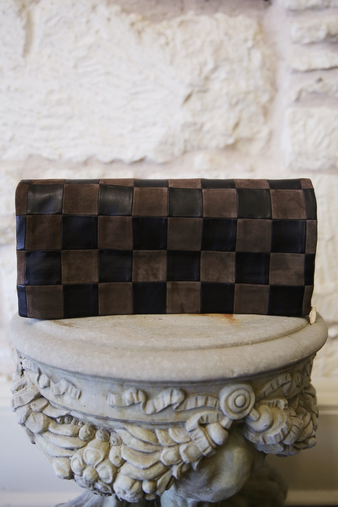Carryall Clutch W/Tabs Black/Chocolate Oversized Checker