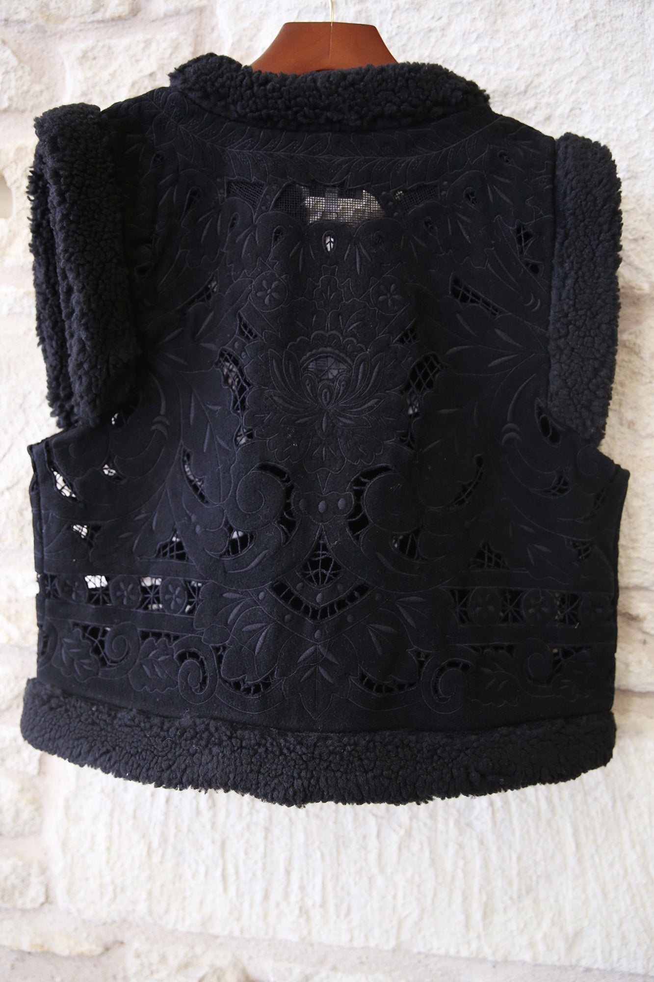 Ceci Embroidery Felt Vest
