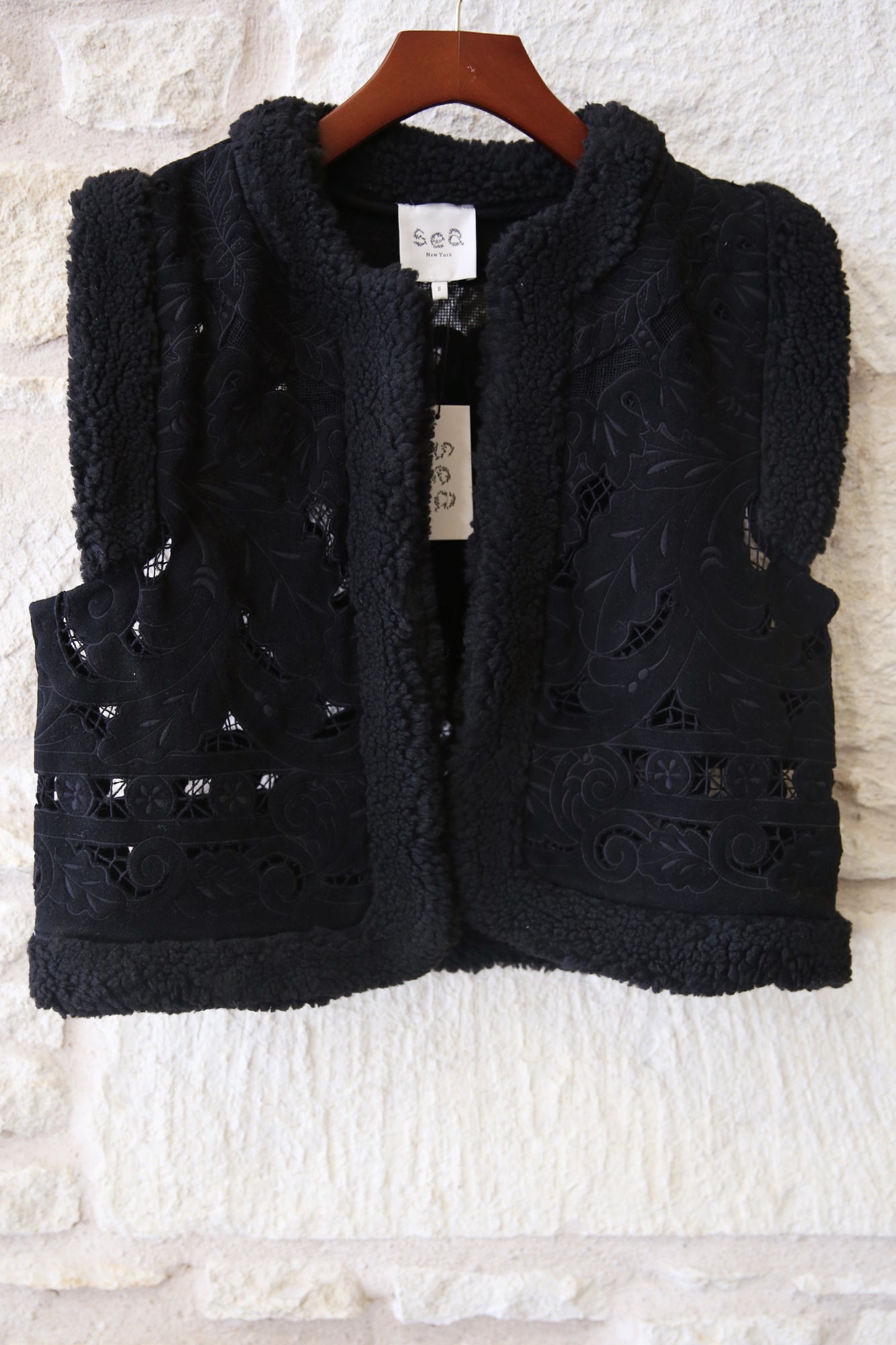Ceci Embroidery Felt Vest