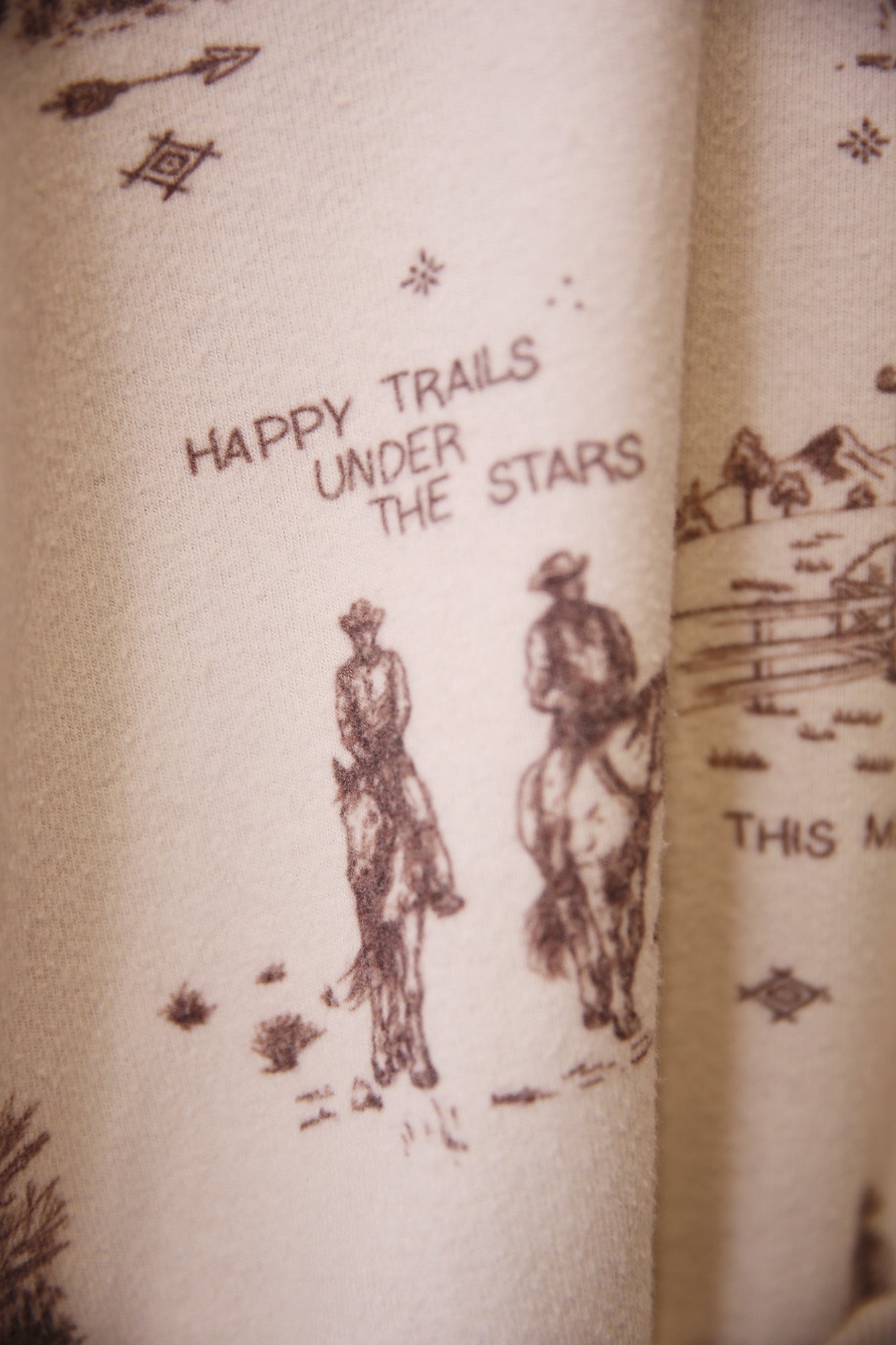 Cozy Top Yellowstone Almond Milk