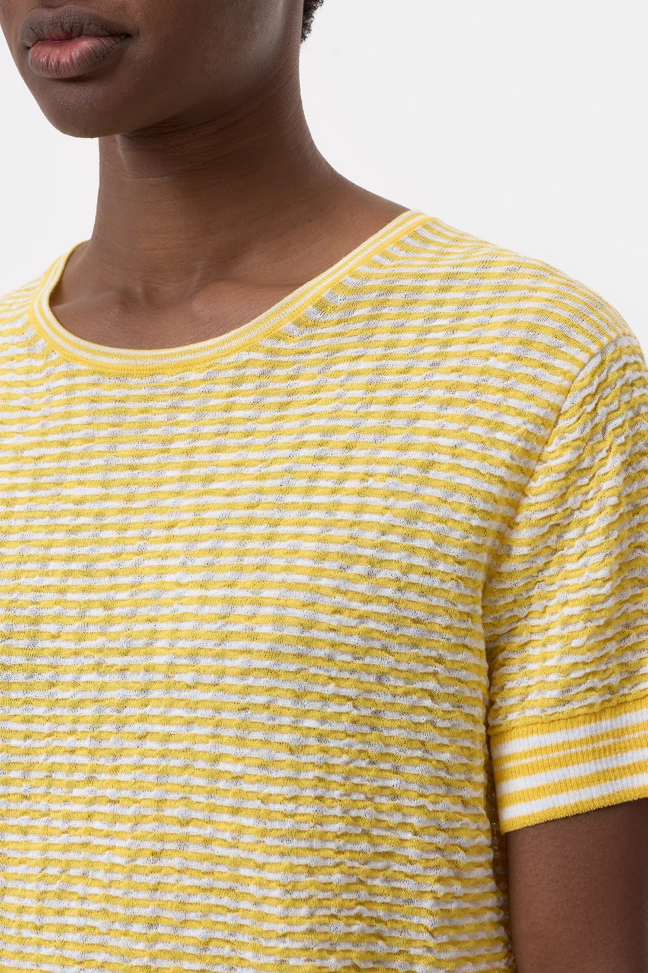 Crew Neck Short Sleeve Top in Searsucker Knit