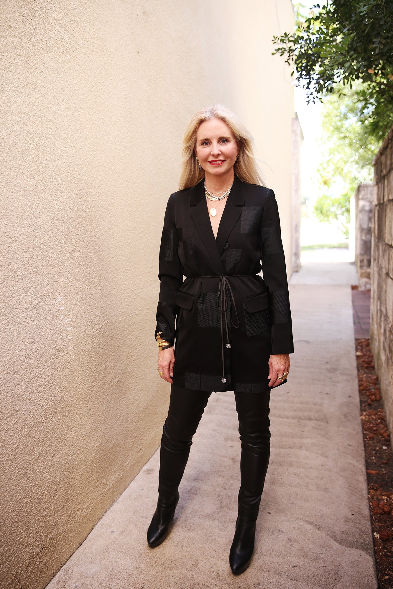 Floorplan Fil Coupé Flap Pocket Blazer W/Charmeuse BeltBlack
