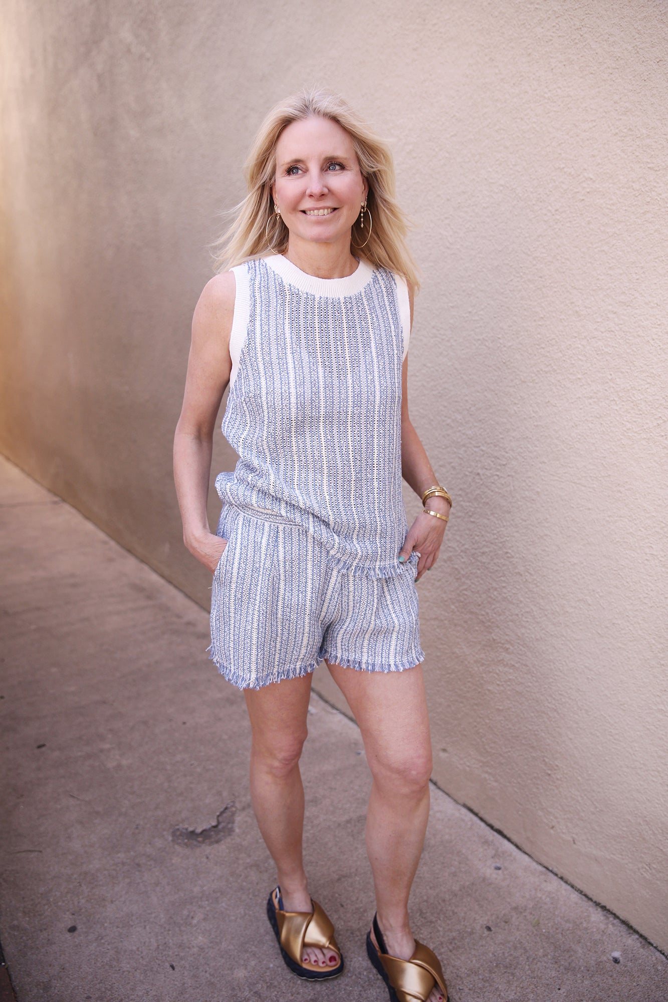Frayed Bottom Ivory And Blue Round Neck Vest
