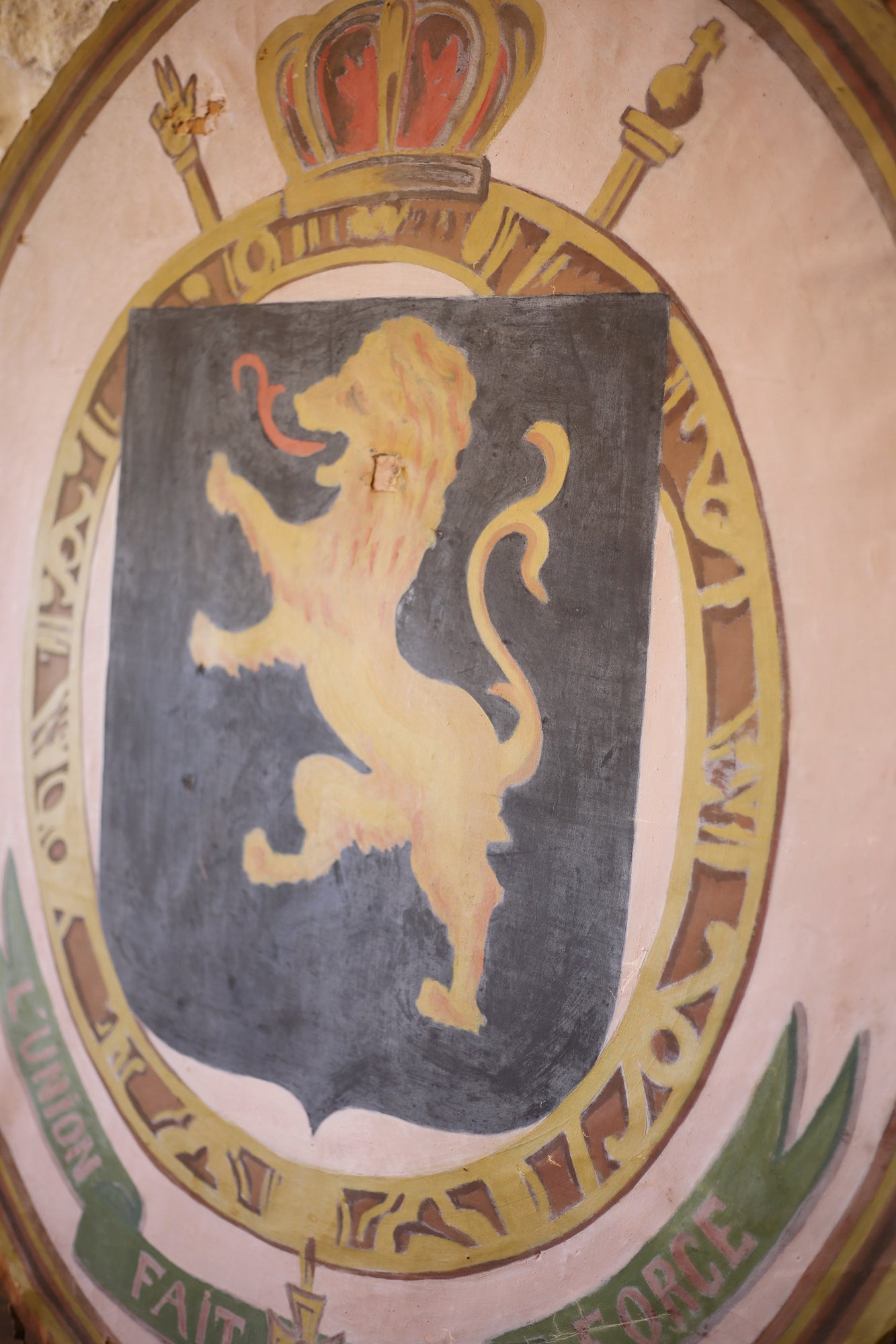 French Religion Canvas Lion