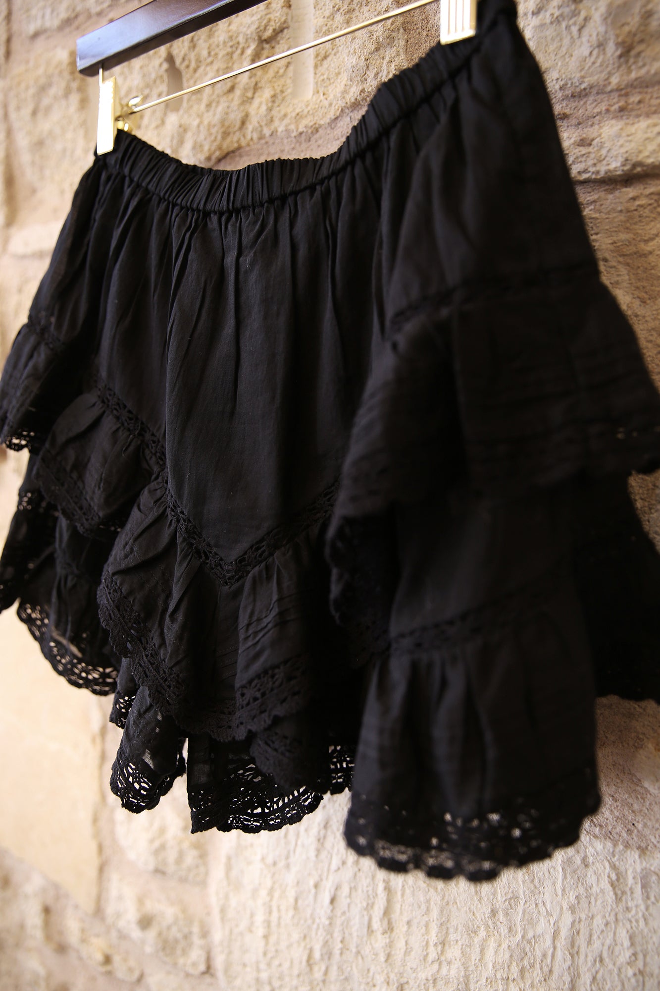 Geana Frilly Cotton And Lace Shorts