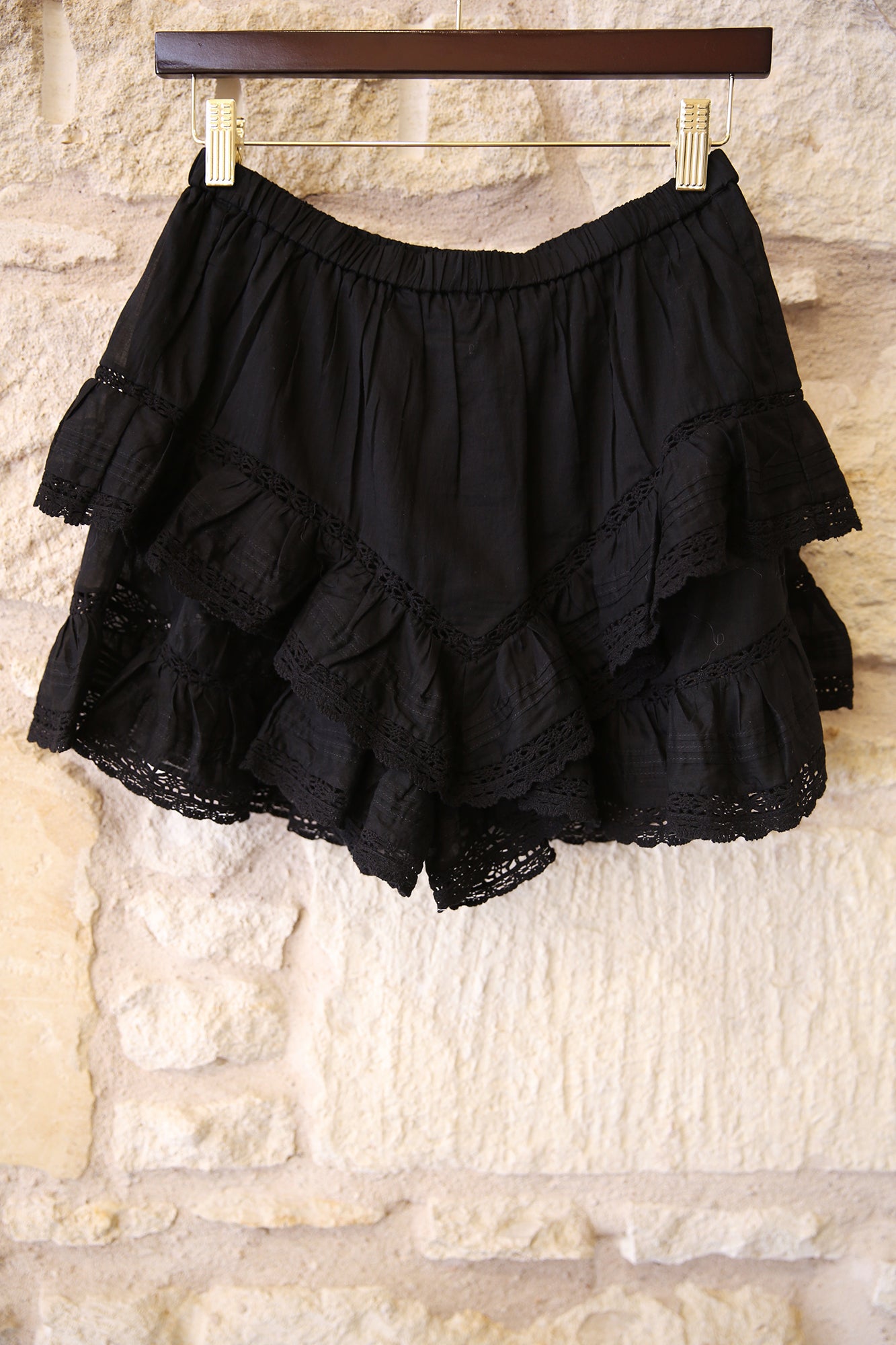 Geana Frilly Cotton And Lace Shorts