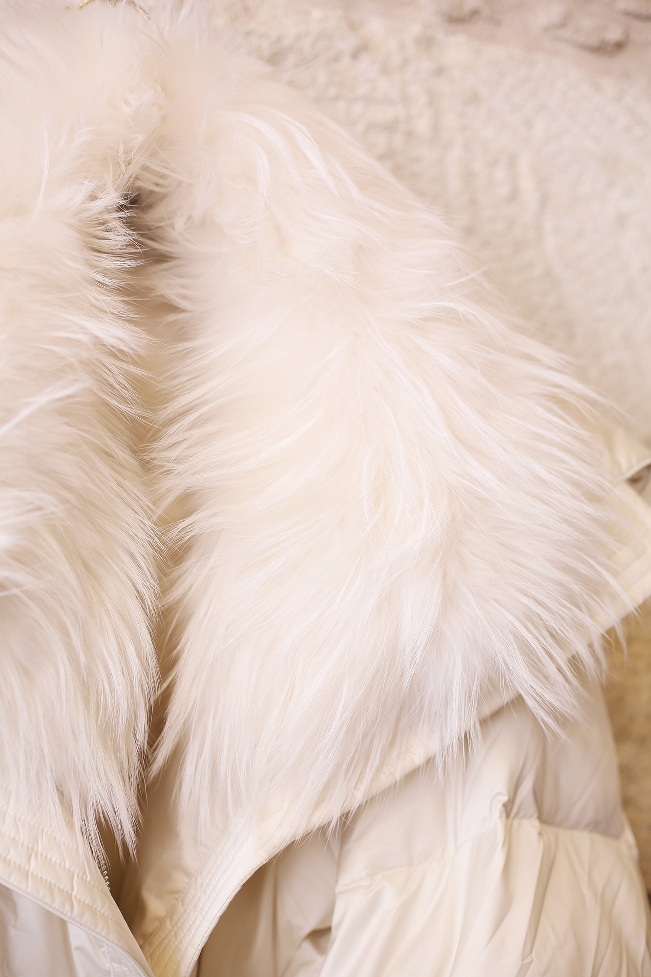 Goose Down Jacket w/Raccoon Fur