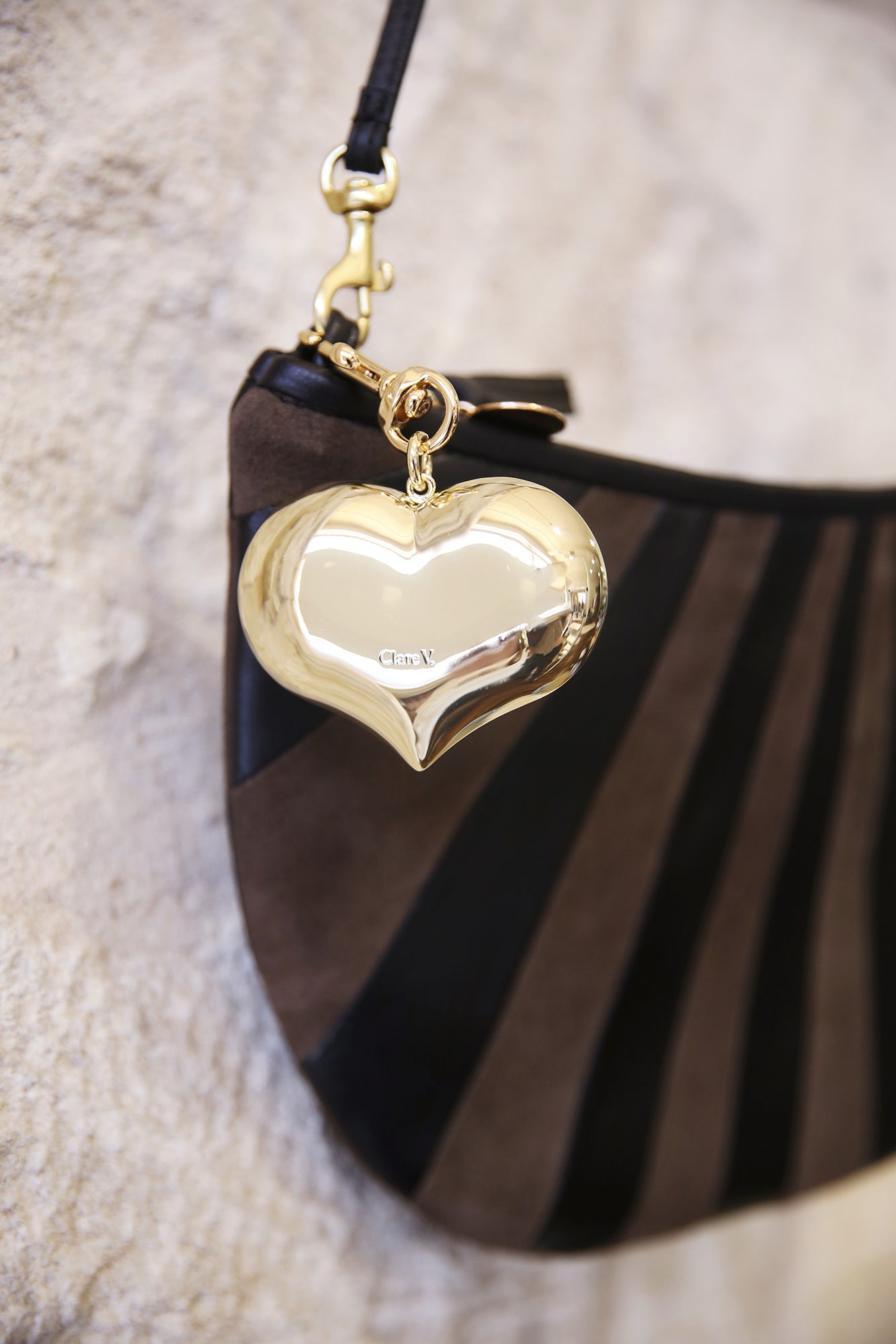 Grande Mylar Heart FOB