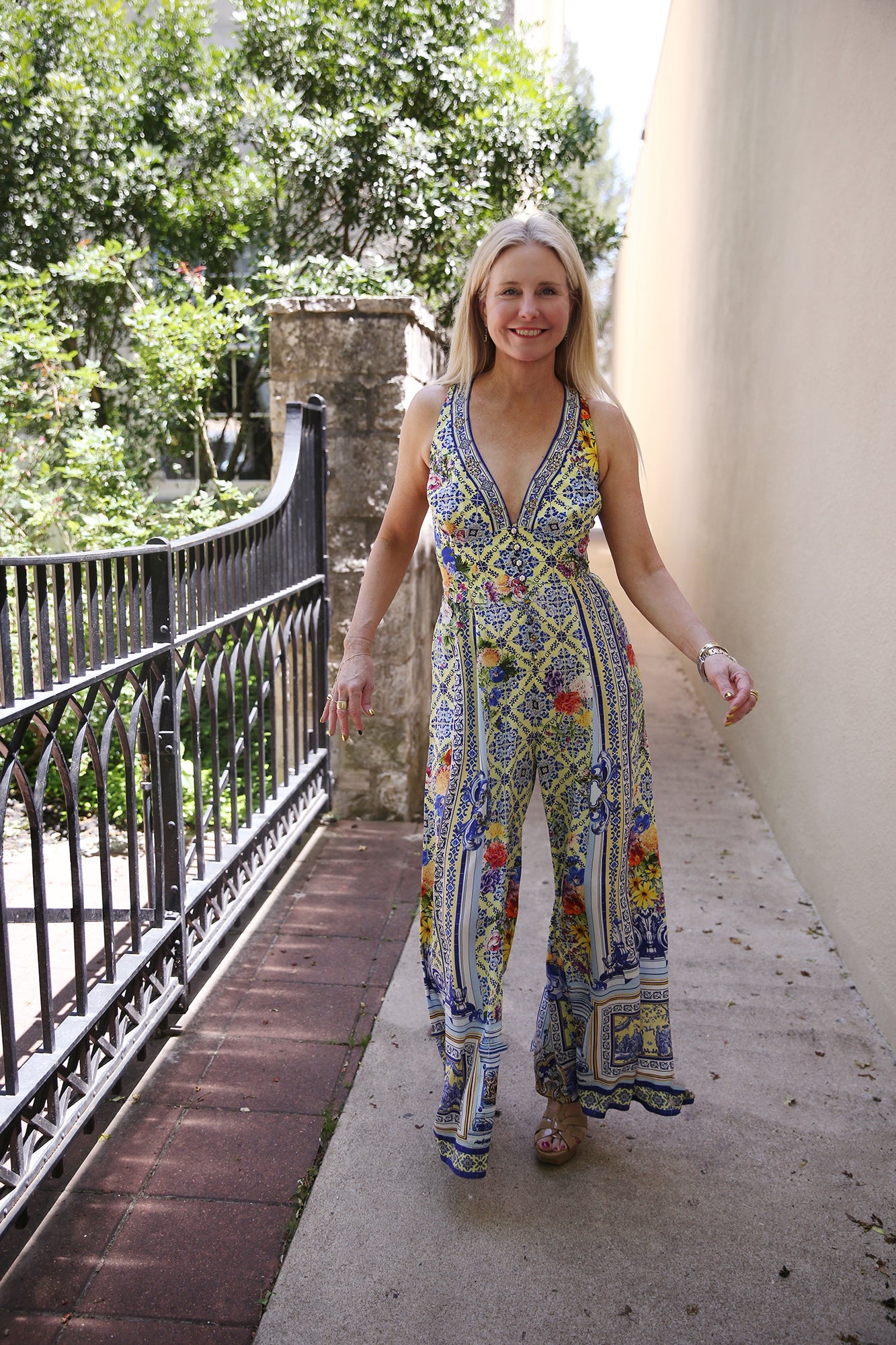 Halterneck Jumpsuit With Tie Neck S